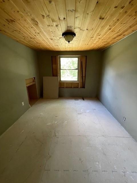1910 single family home for sale at 350 3rd Avenue in Roosevelt, MN — 4 bed, 1 bath (photo 15 of 24)