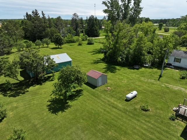 1910 single family home for sale at 350 3rd Avenue in Roosevelt, MN — 4 bed, 1 bath (photo 20 of 24)