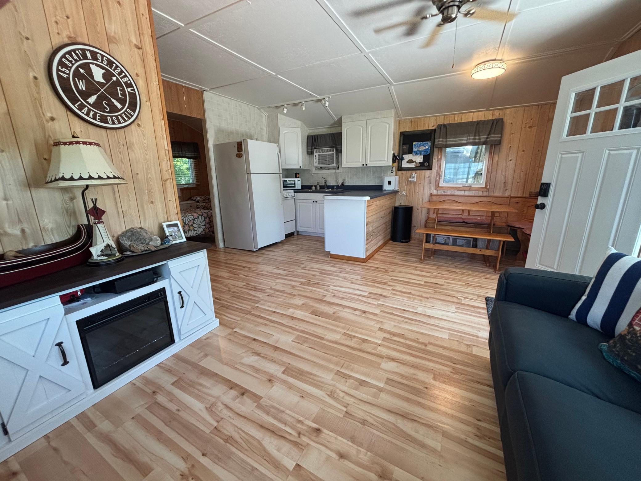 1606 E Lake Street, Osakis MN 56360 - Photo 3 of 13