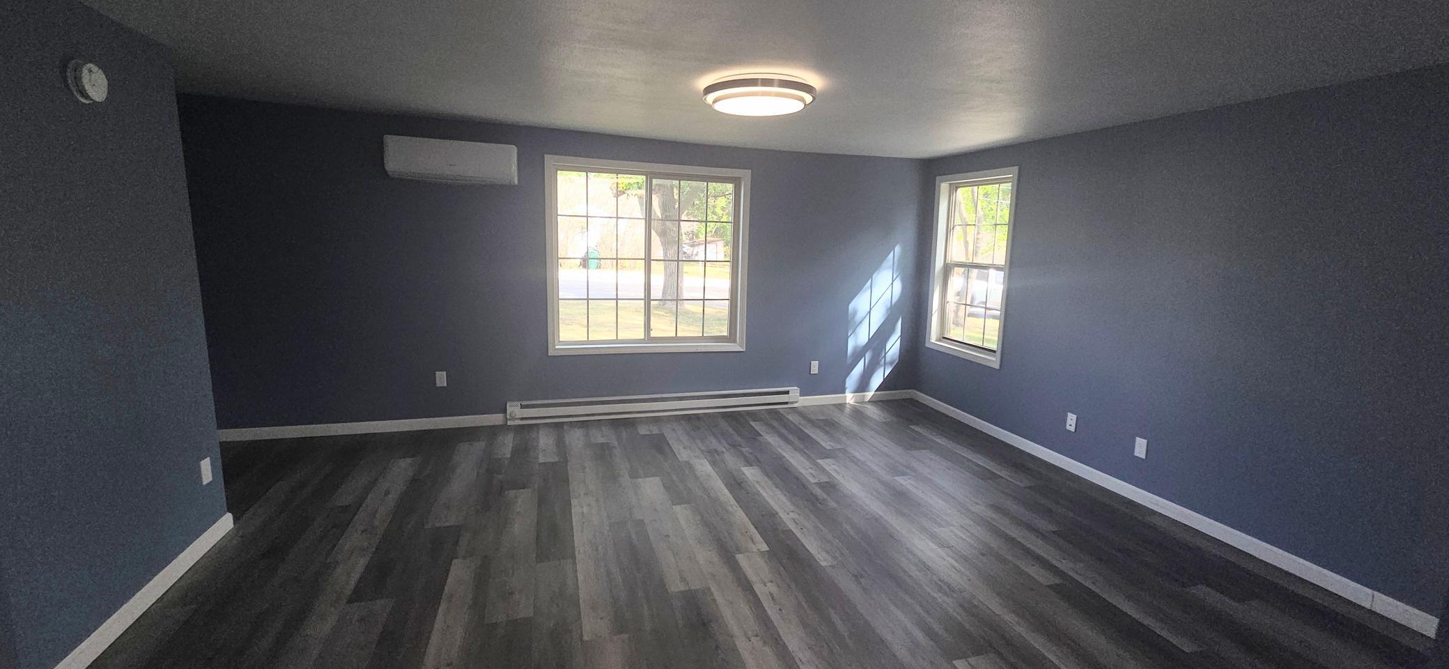 1920 single family home for sale at 902 Quincy Street in Alexandria, MN — 3 bed, 1 bath (photo 11 of 40)