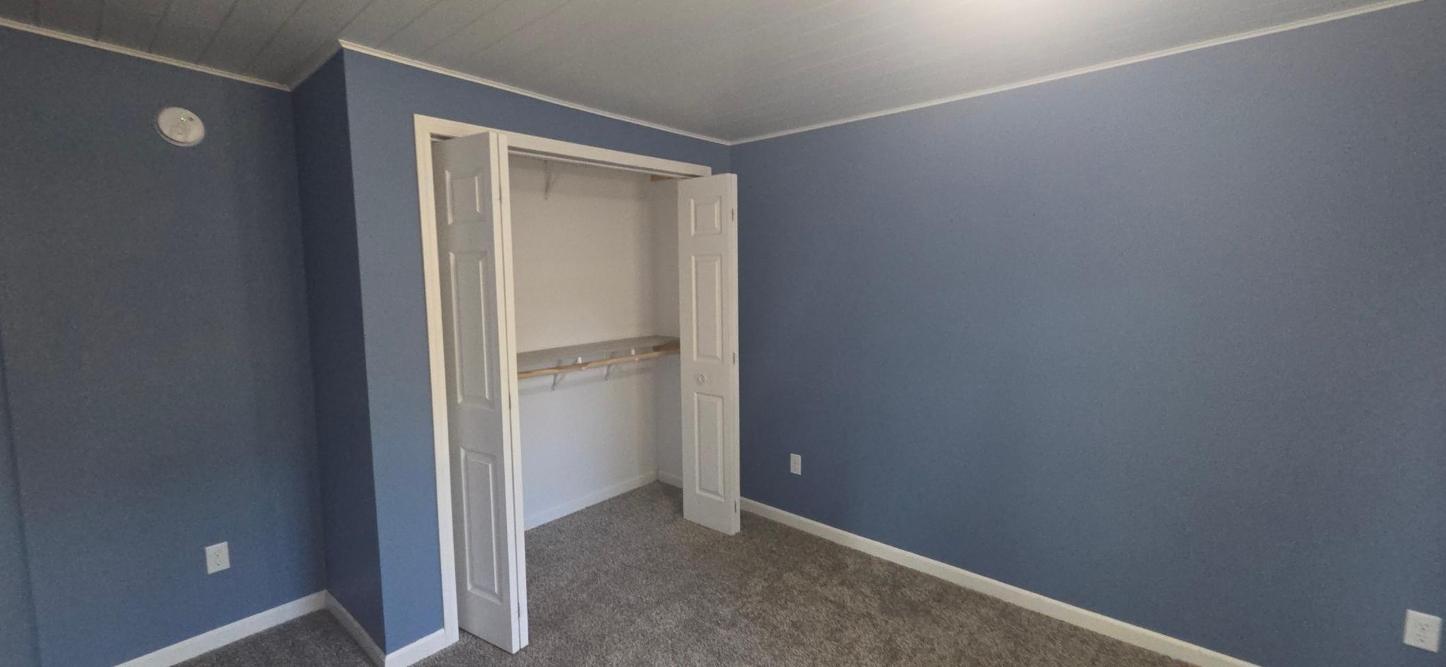 1920 single family home for sale at 902 Quincy Street in Alexandria, MN — 3 bed, 1 bath (photo 13 of 40)