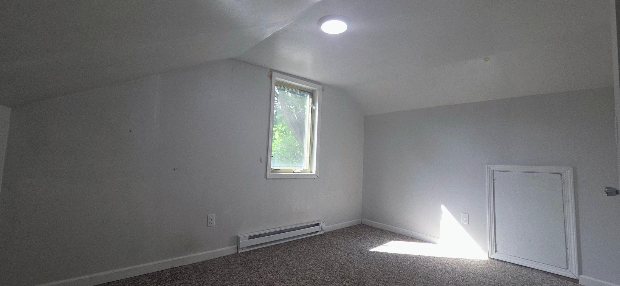 1920 single family home for sale at 902 Quincy Street in Alexandria, MN — 3 bed, 1 bath (photo 20 of 40)
