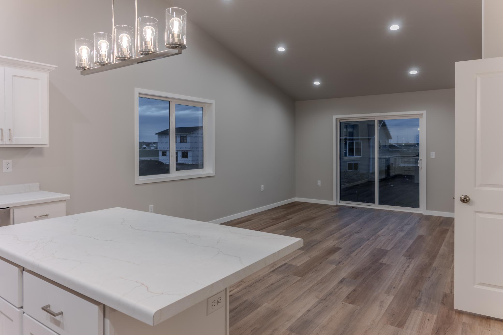 2025 single family home for sale at 6265 86th Avenue S in Horace, ND — 3 bed, 2 bath (photo 11 of 27)
