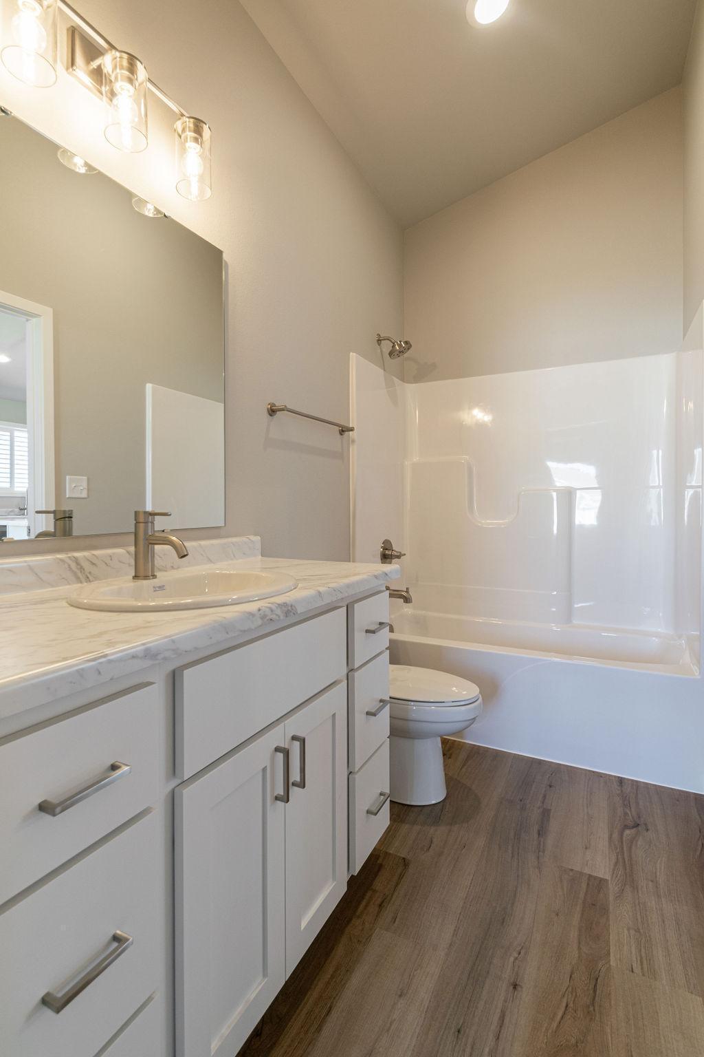 6211 87th Avenue S, Horace ND 58047 - Photo 15 of 25