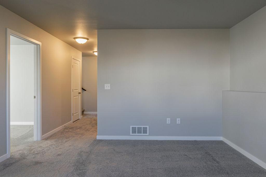 6211 87th Avenue S, Horace ND 58047 - Photo 19 of 25