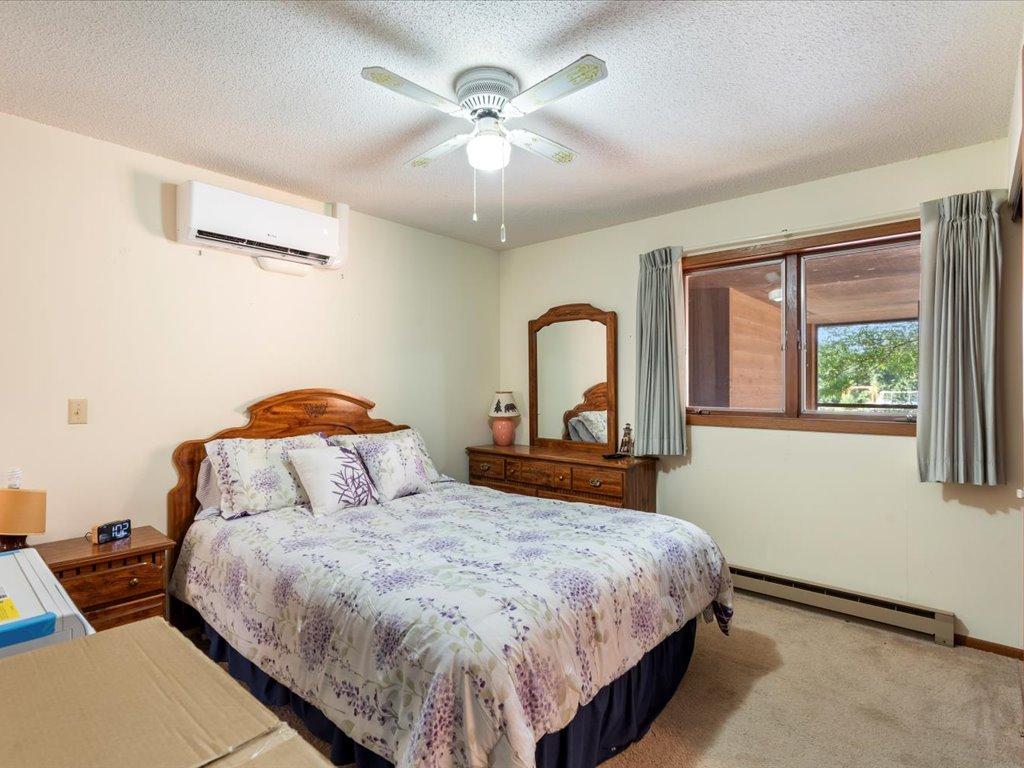 1987 condo for sale at 10490 US Highway 169, Unit 309 in Garrison, MN — 1 bed, 1 bath (photo 6 of 11)