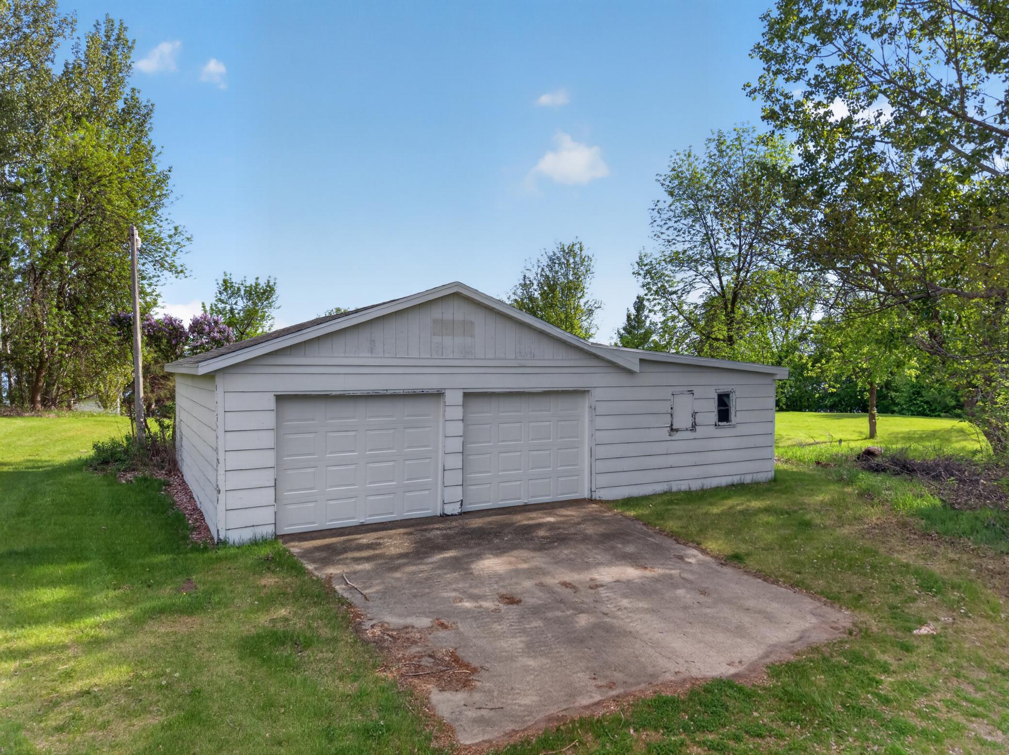 1910 single family home for sale at 32378 E Rosewood Drive in Dent, MN — 3 bed, 1 bath (photo 29 of 42)