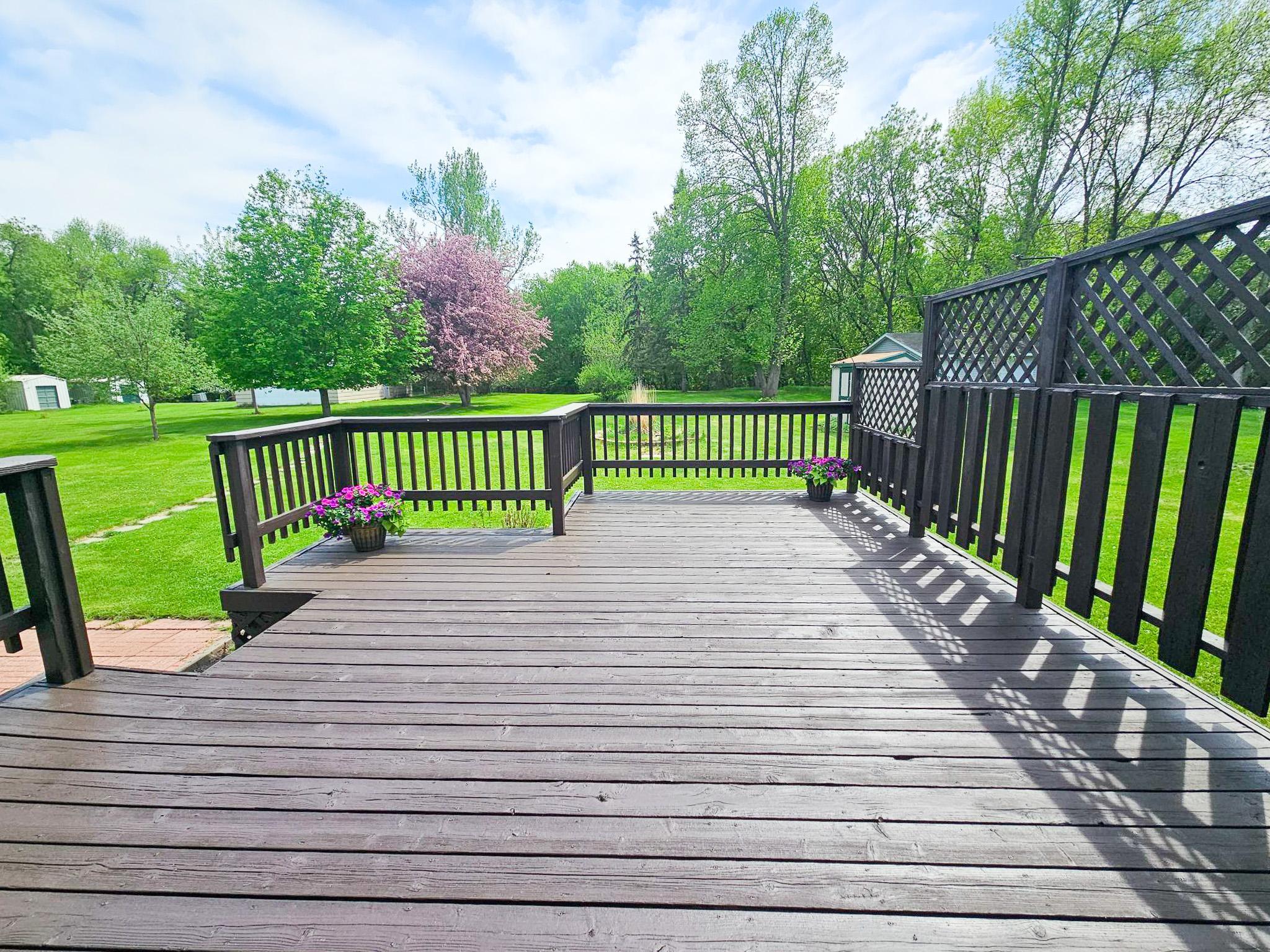 1977 single family home for sale at 116 Nora Street E in Thief River Falls, MN — 3 bed, 2 bath (photo 27 of 42)
