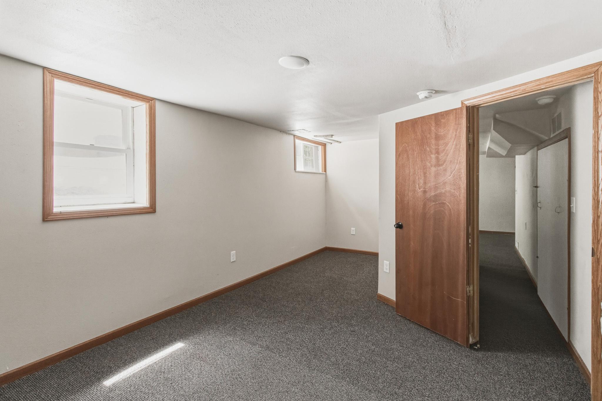 1005-1007 12th Street N, Fargo ND 58102 - Photo 12 of 12