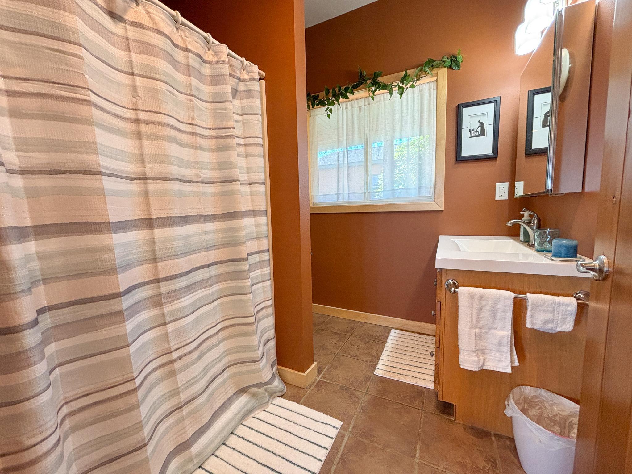 1980 single family home for sale at 21447 Sunny Drive in Fergus Falls, MN — 3 bed, 2 bath (photo 26 of 75)