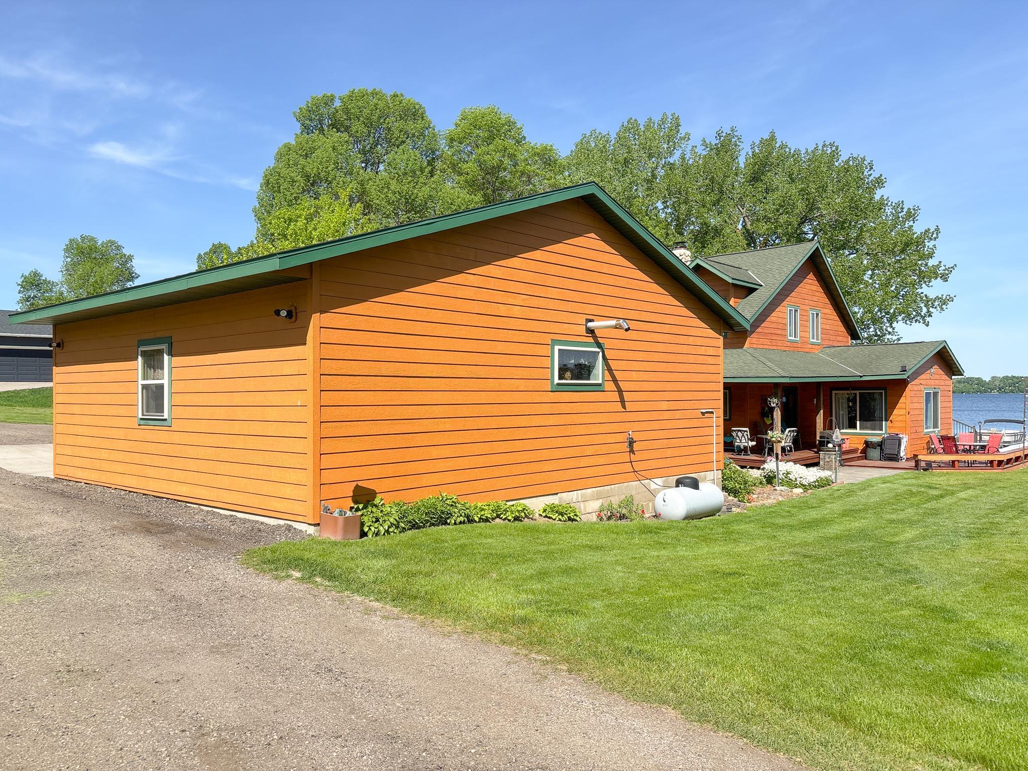 1980 single family home for sale at 21447 Sunny Drive in Fergus Falls, MN — 3 bed, 2 bath (photo 58 of 75)