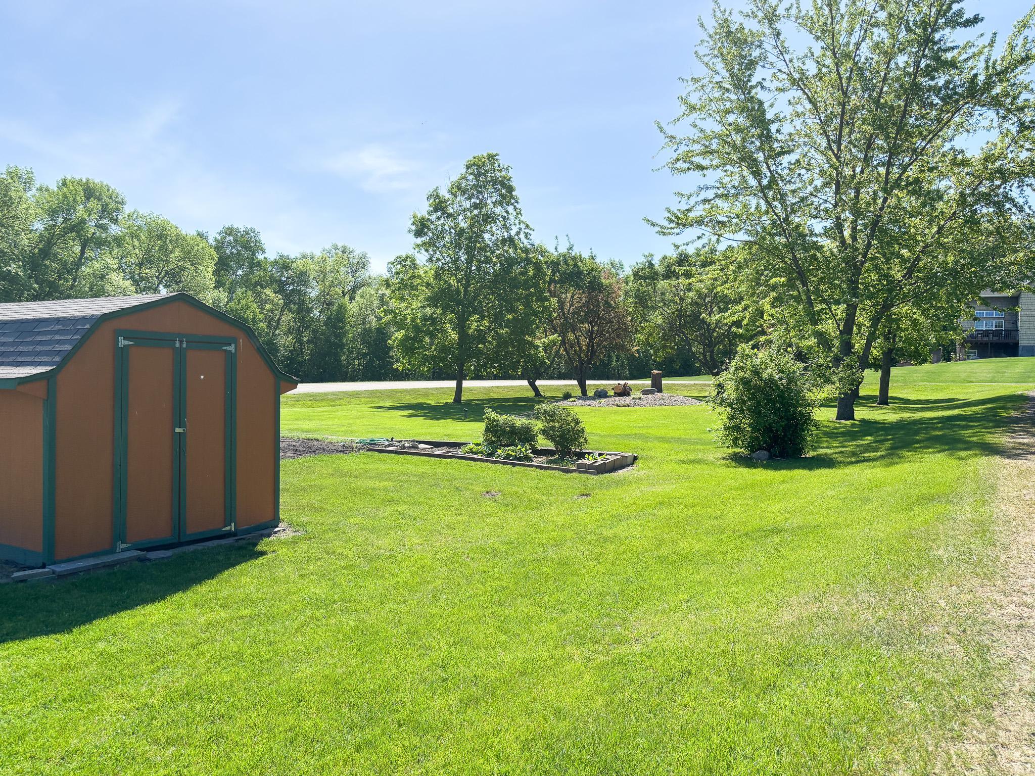 1980 single family home for sale at 21447 Sunny Drive in Fergus Falls, MN — 3 bed, 2 bath (photo 59 of 75)