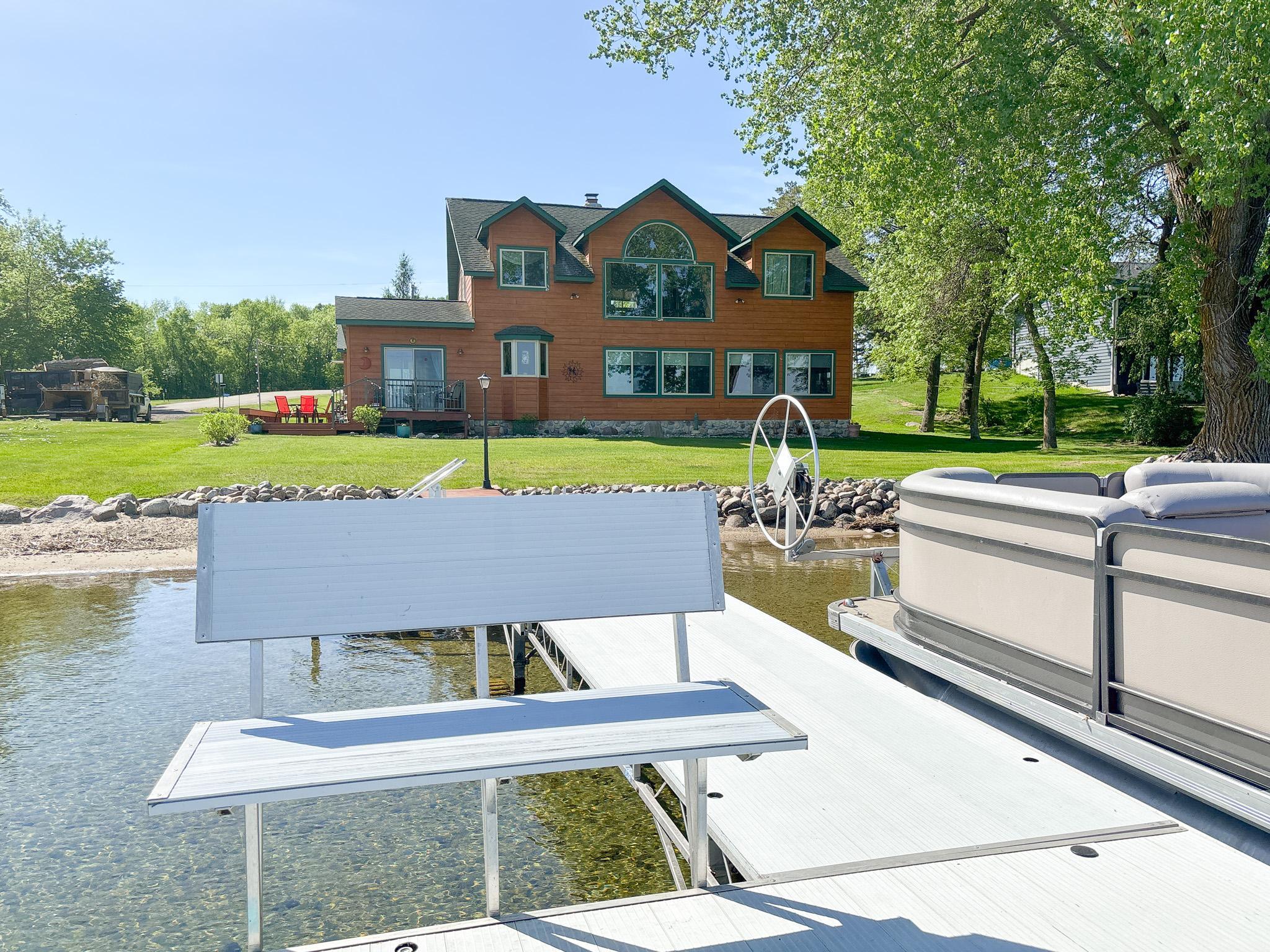 1980 single family home for sale at 21447 Sunny Drive in Fergus Falls, MN — 3 bed, 2 bath (photo 60 of 75)