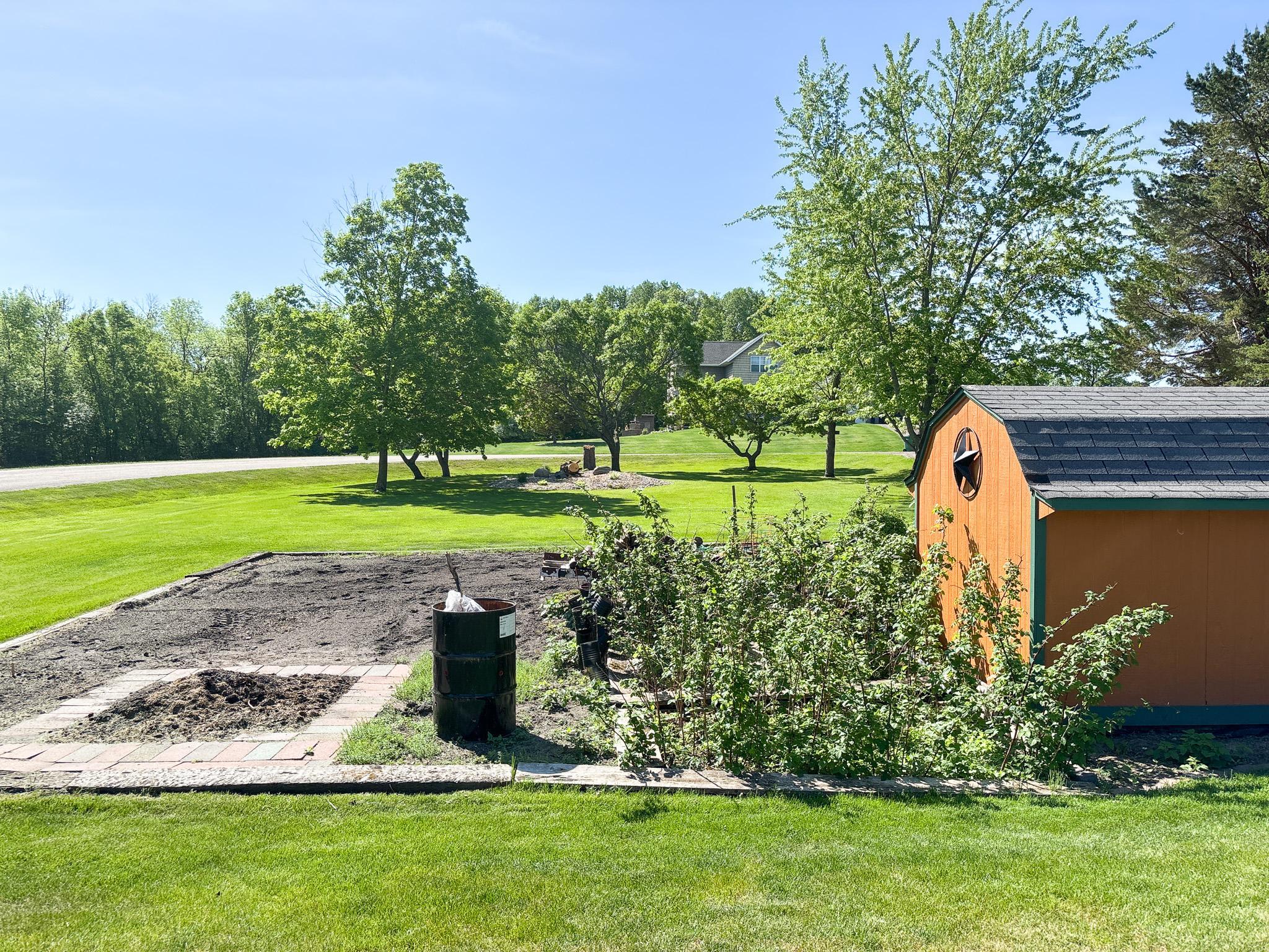 1980 single family home for sale at 21447 Sunny Drive in Fergus Falls, MN — 3 bed, 2 bath (photo 62 of 75)