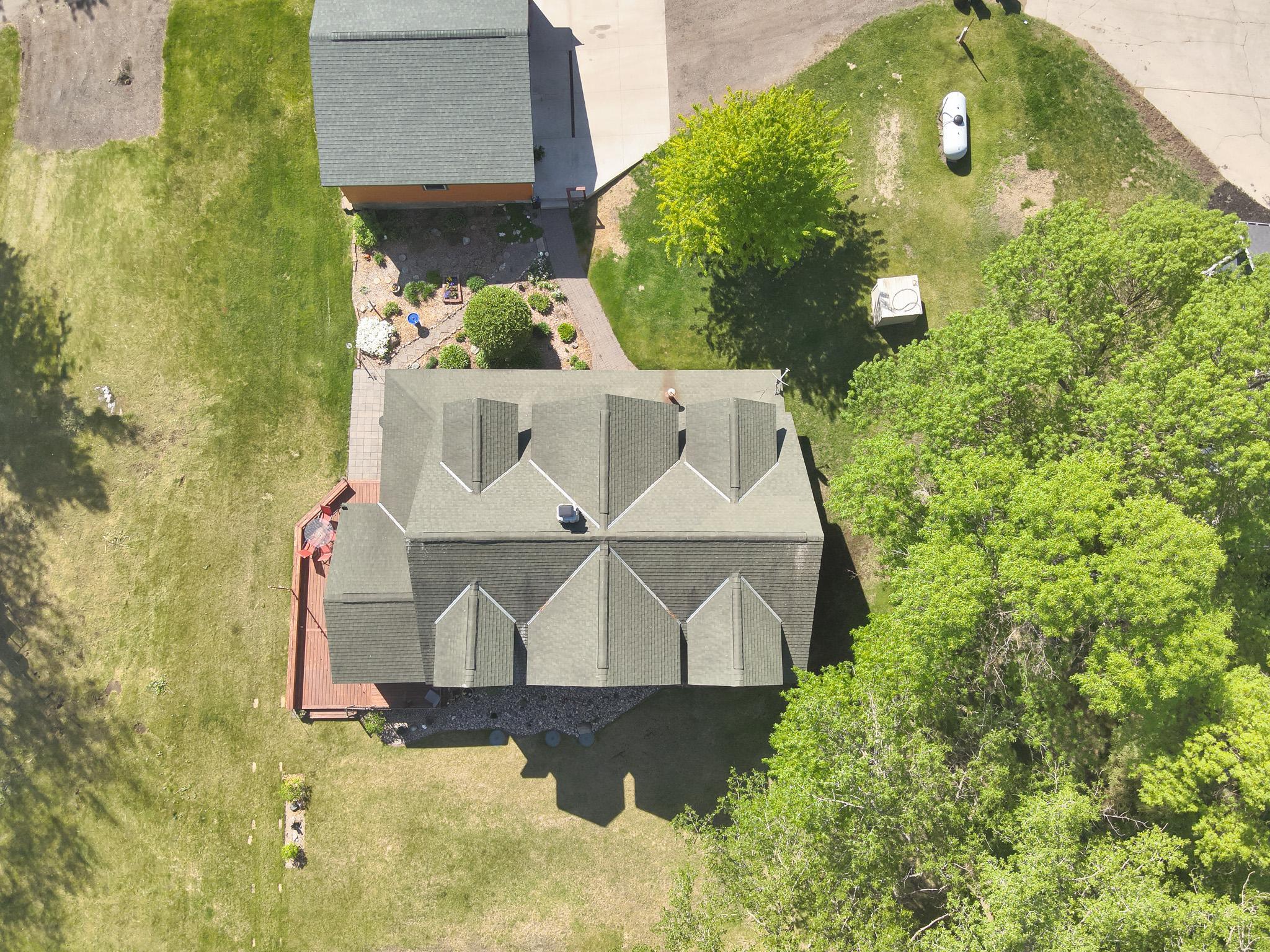 1980 single family home for sale at 21447 Sunny Drive in Fergus Falls, MN — 3 bed, 2 bath (photo 74 of 75)