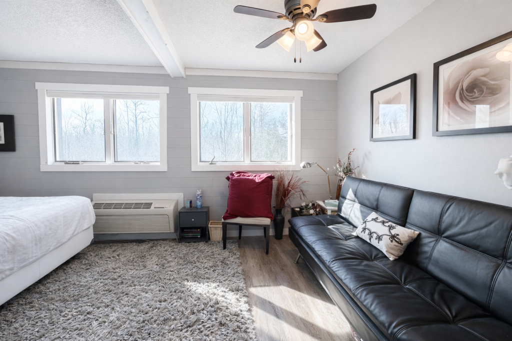 1976 townhouse for sale at 362 Quadna Mountain Road in Hill City, MN — 2 bed, 3 bath (photo 18 of 34)