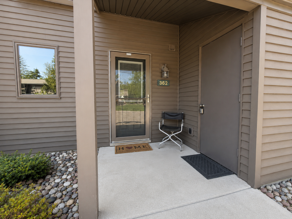 1976 townhouse for sale at 362 Quadna Mountain Road in Hill City, MN — 2 bed, 3 bath (photo 22 of 34)