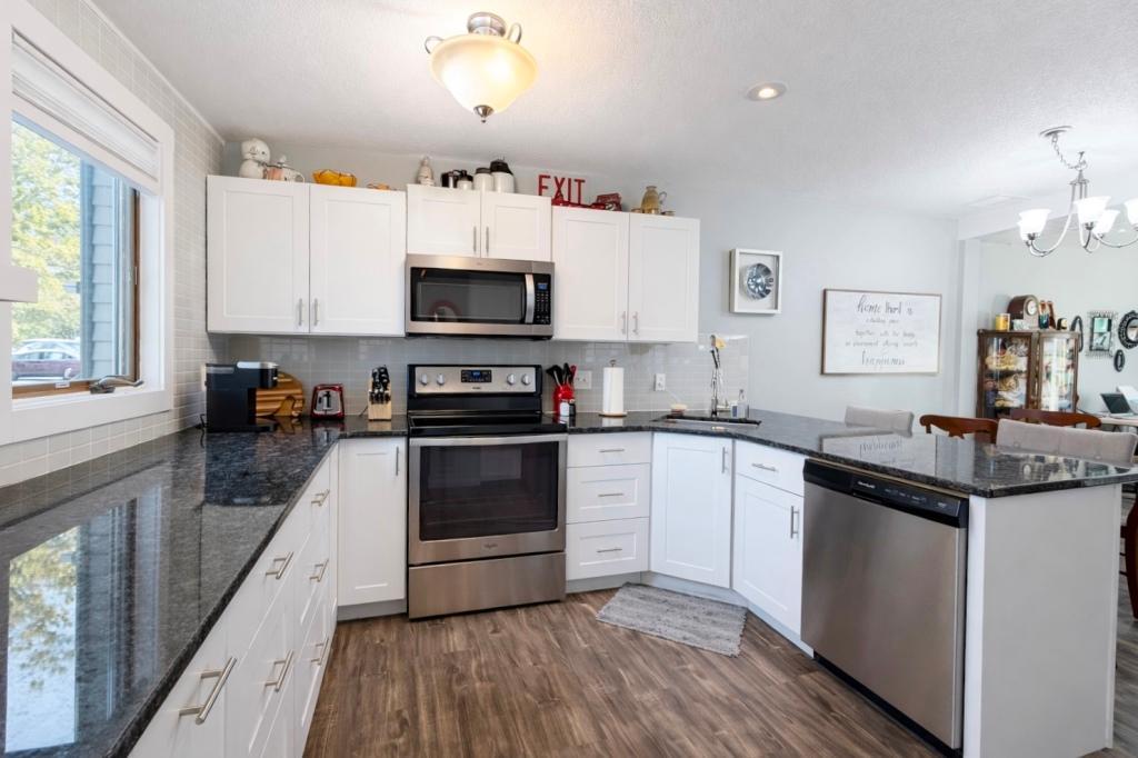 1976 townhouse for sale at 362 Quadna Mountain Road in Hill City, MN — 2 bed, 3 bath (photo 5 of 34)