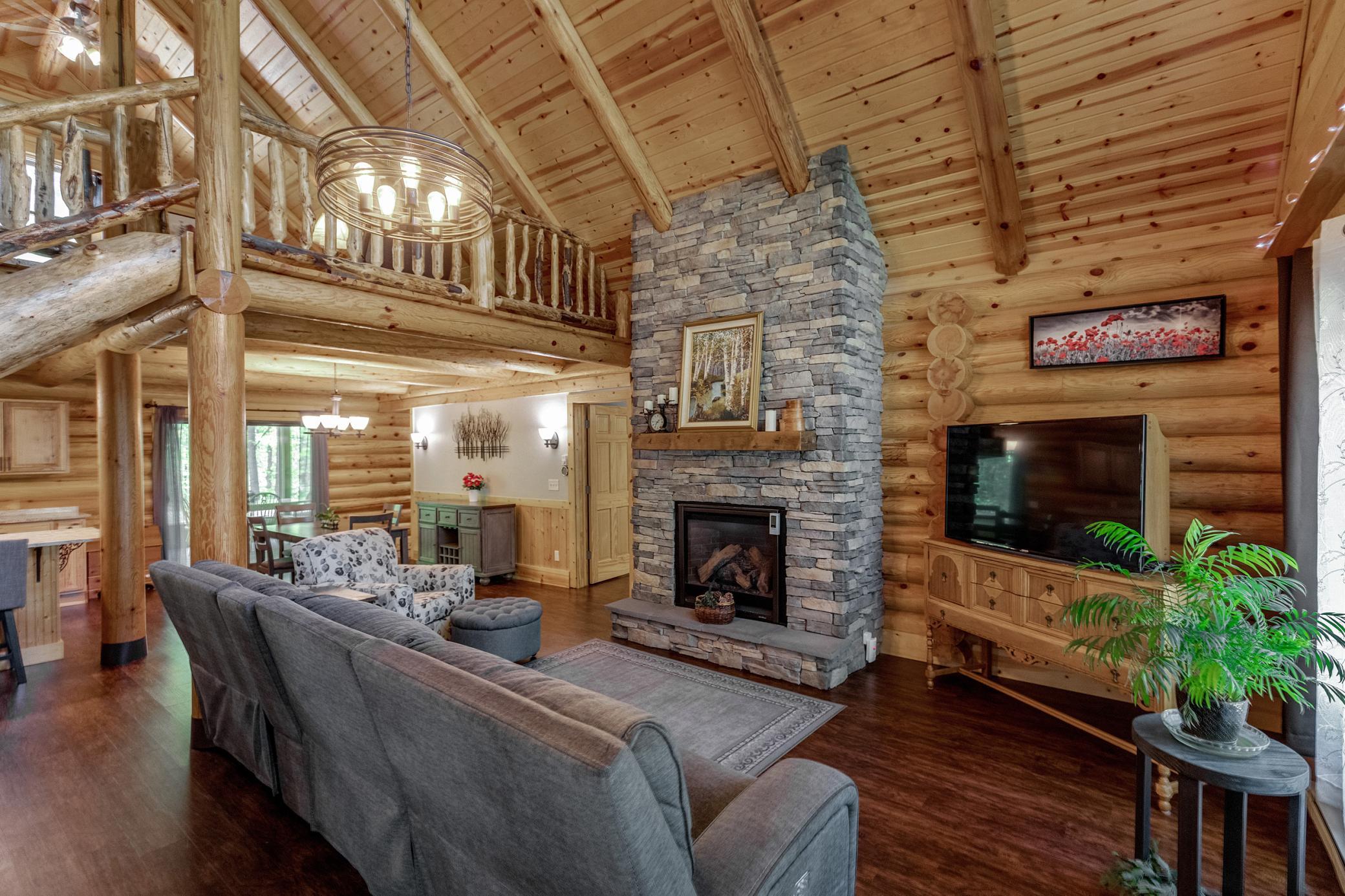2018 single family home for sale at 26078 Birch Avenue in Nisswa, MN — 3 bed, 2 bath (photo 2 of 45)