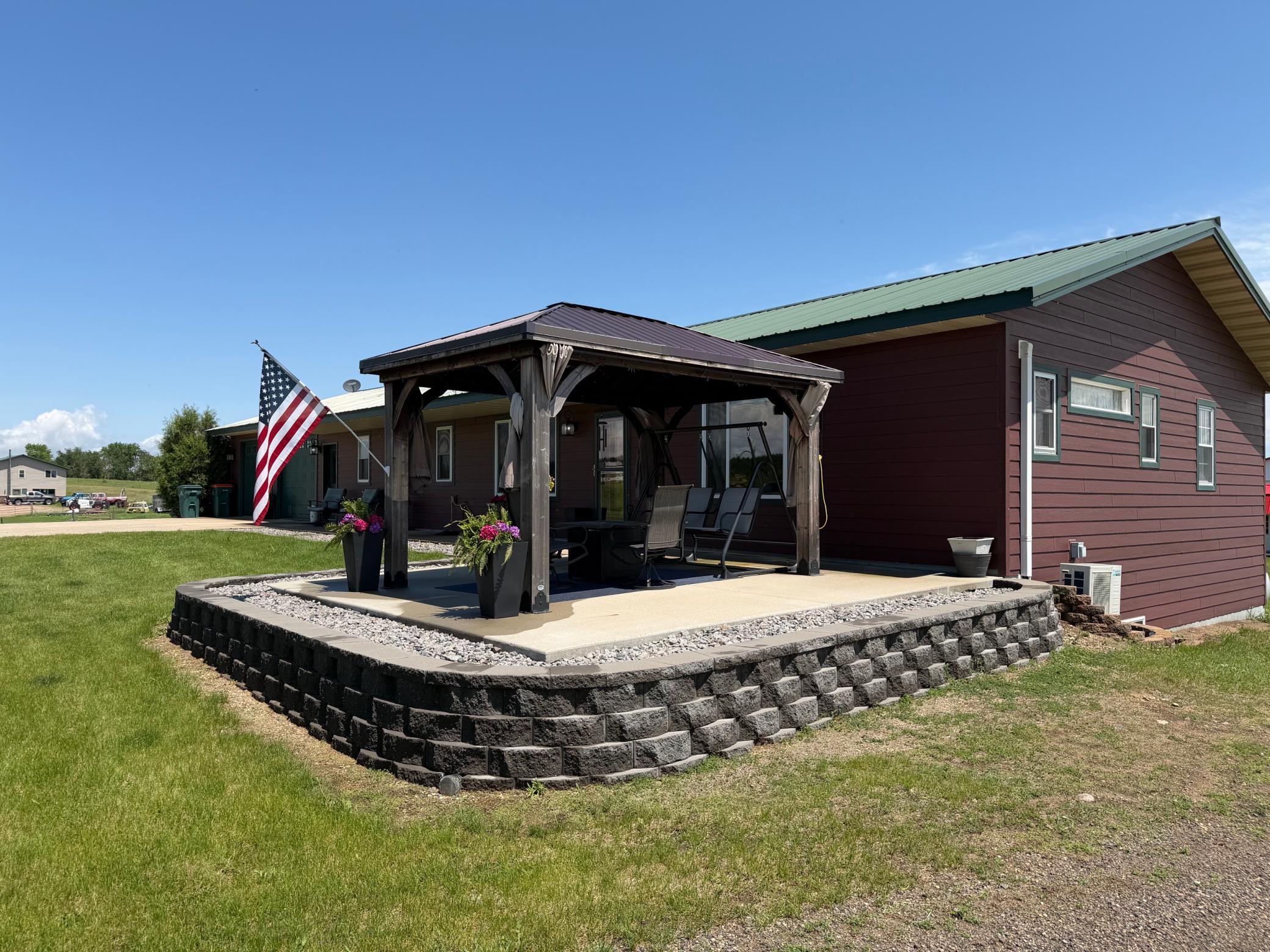 2008 single family home for sale at 17504 231st Avenue in Long Prairie, MN — 3 bed, 4 bath (photo 2 of 28)