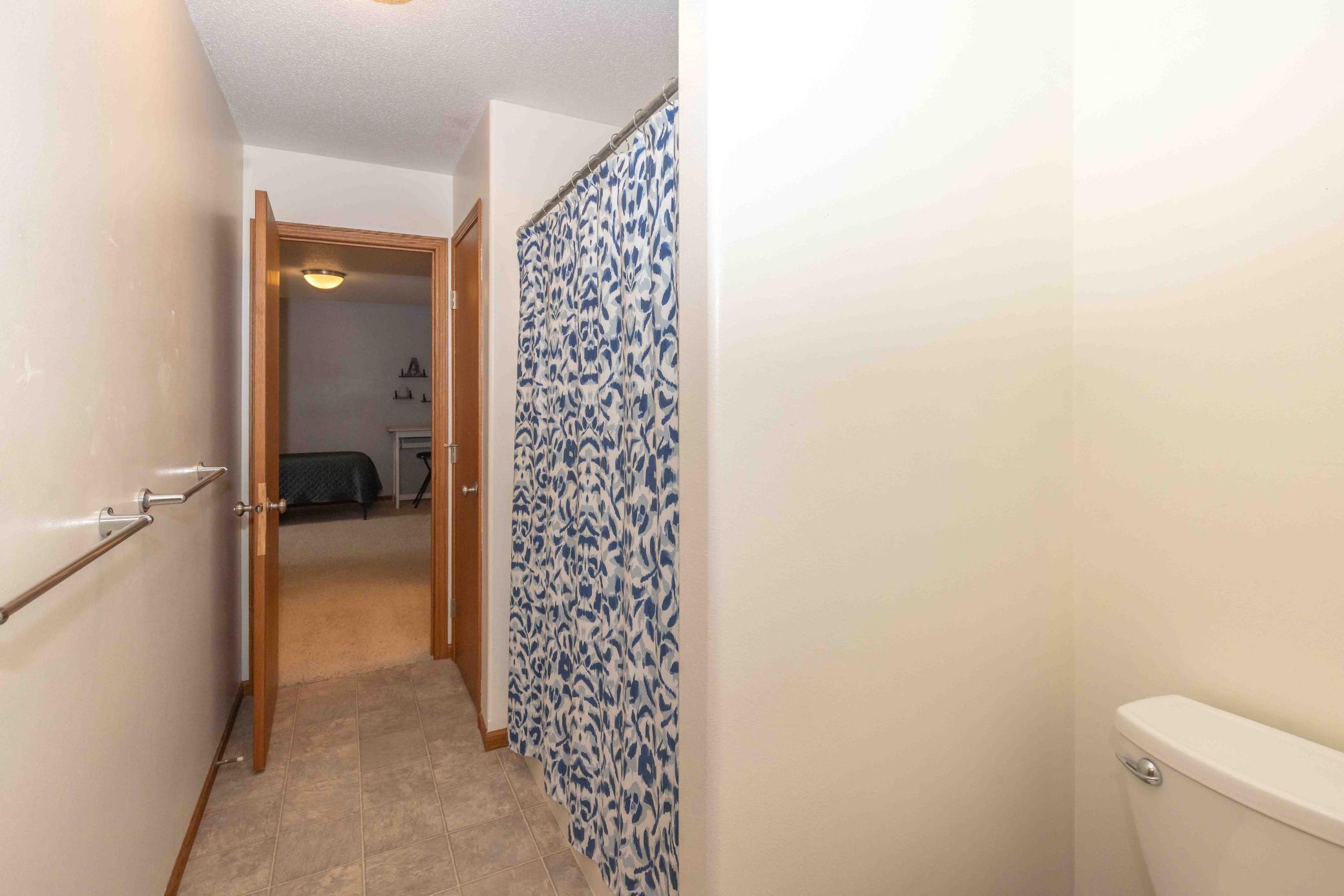 2003 single family home for sale at 21677 162nd Avenue S in Barnesville, MN — 4 bed, 4 bath (photo 54 of 67)
