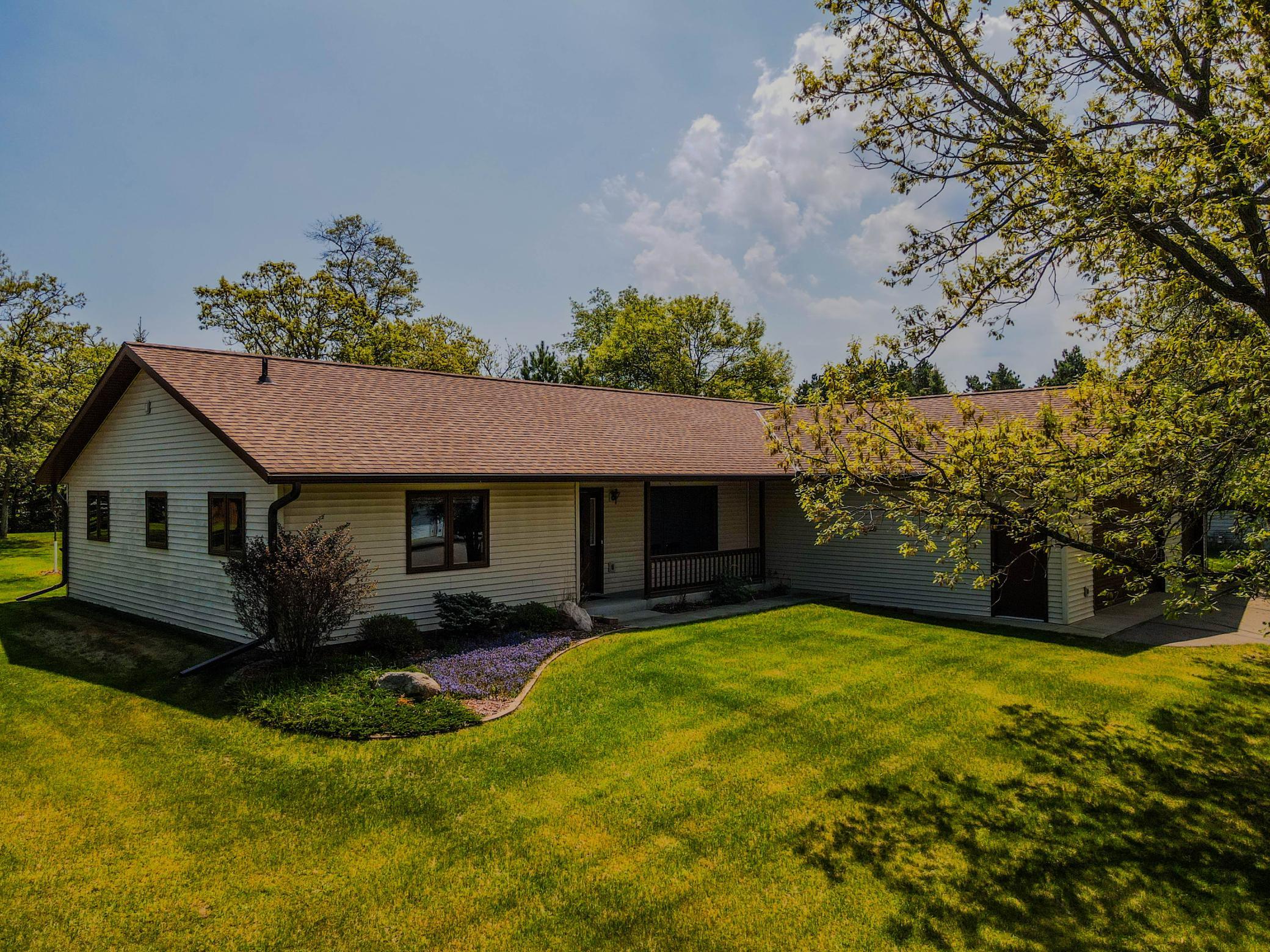 1997 single family home for sale at 706 Forest View Avenue in Park Rapids, MN — 3 bed, 2 bath (photo 2 of 27)