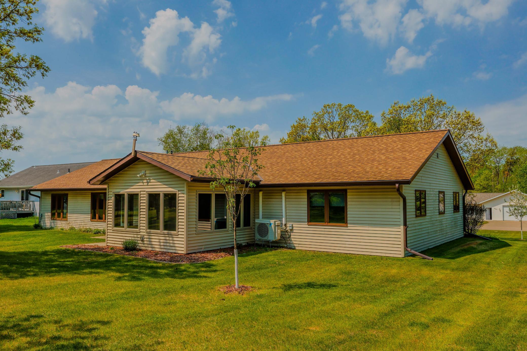 1997 single family home for sale at 706 Forest View Avenue in Park Rapids, MN — 3 bed, 2 bath (photo 3 of 27)