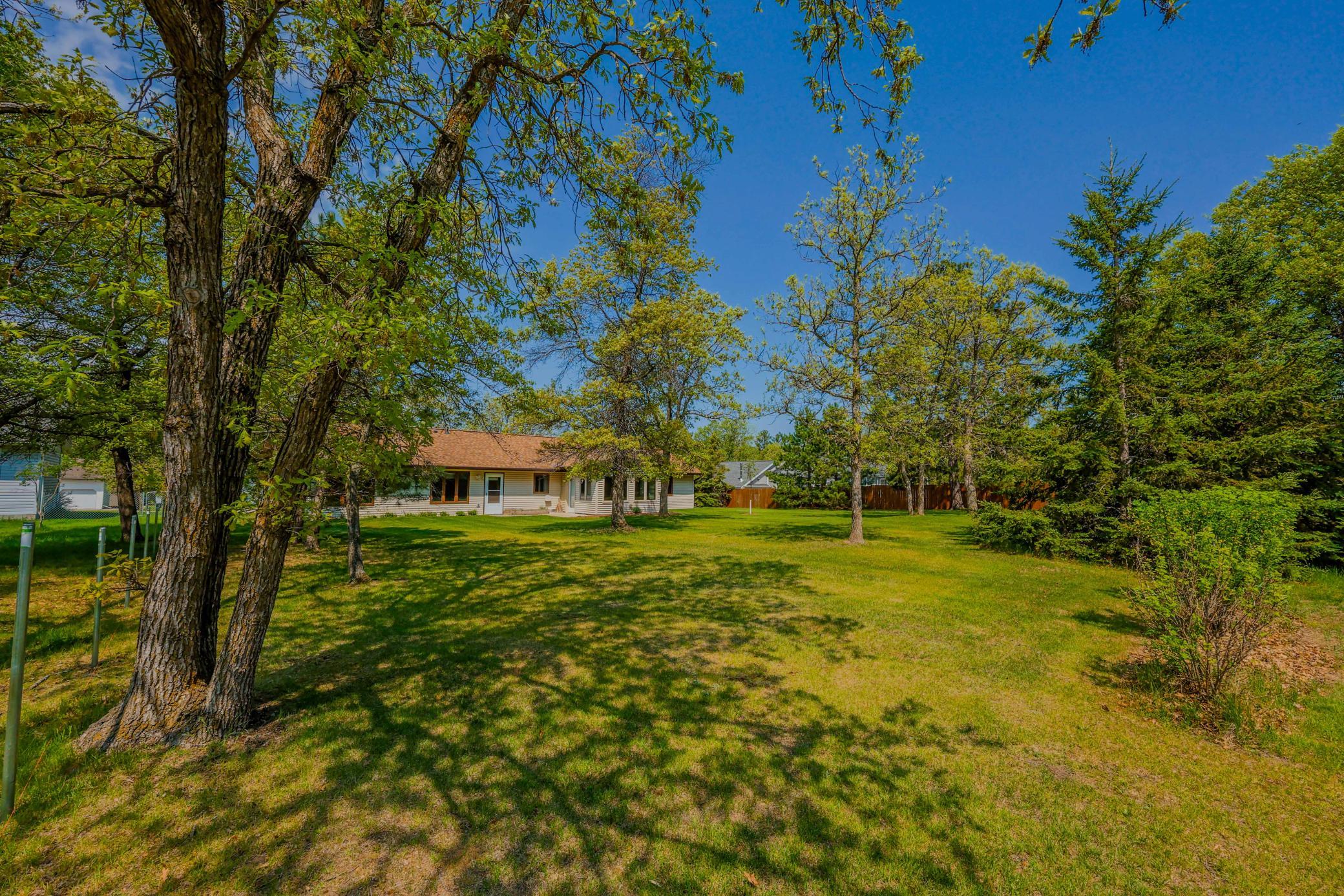 1997 single family home for sale at 706 Forest View Avenue in Park Rapids, MN — 3 bed, 2 bath (photo 5 of 27)
