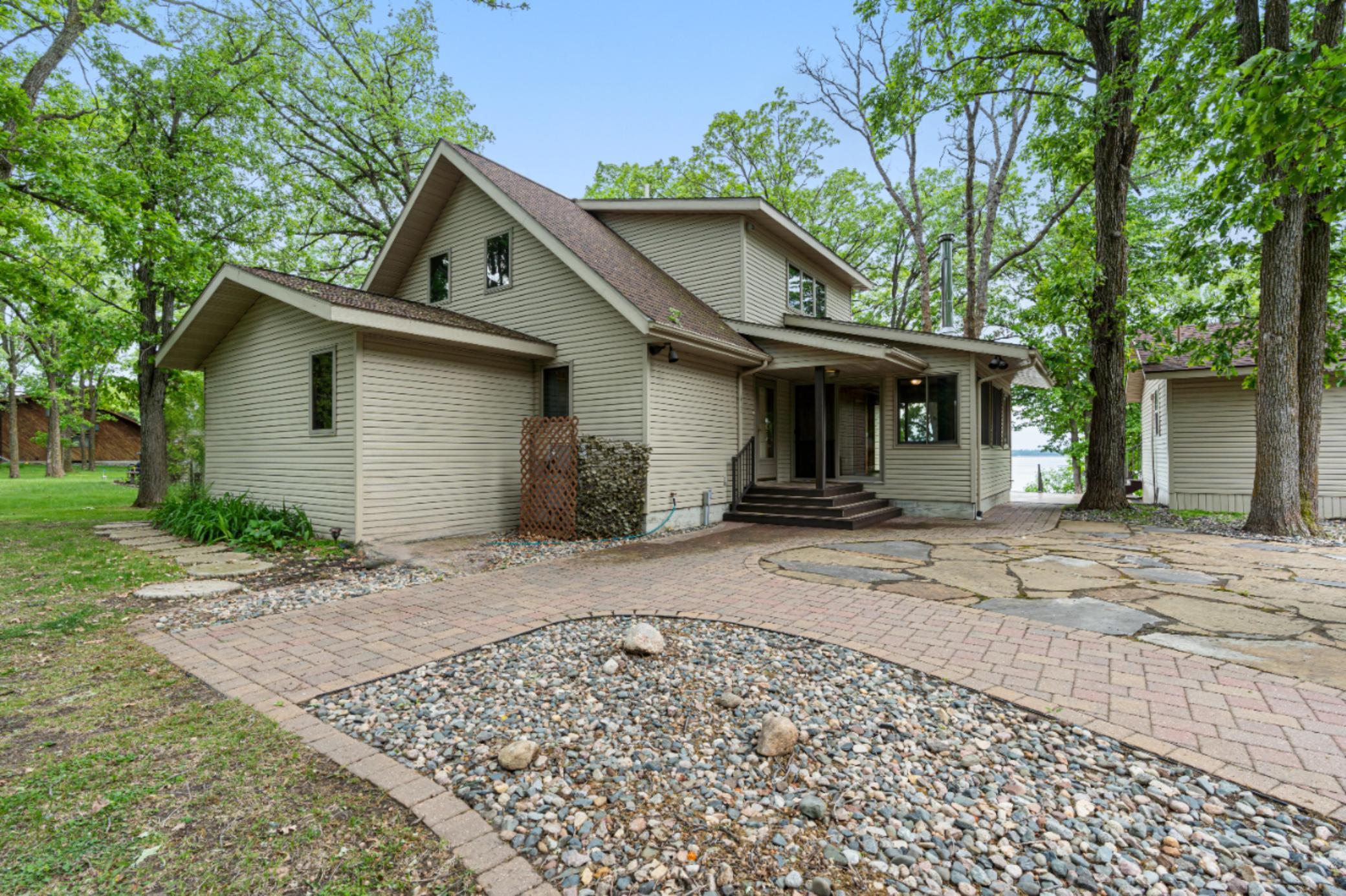 10143 Mounds Point Drive NW, Cass Lake MN 56633 - Photo 5 of 57