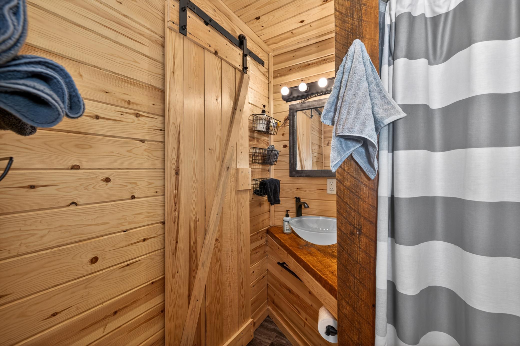2021 single family home for sale at 29297 Gateway Lane in Akeley, MN — 2 bed, 2 bath (photo 17 of 32)