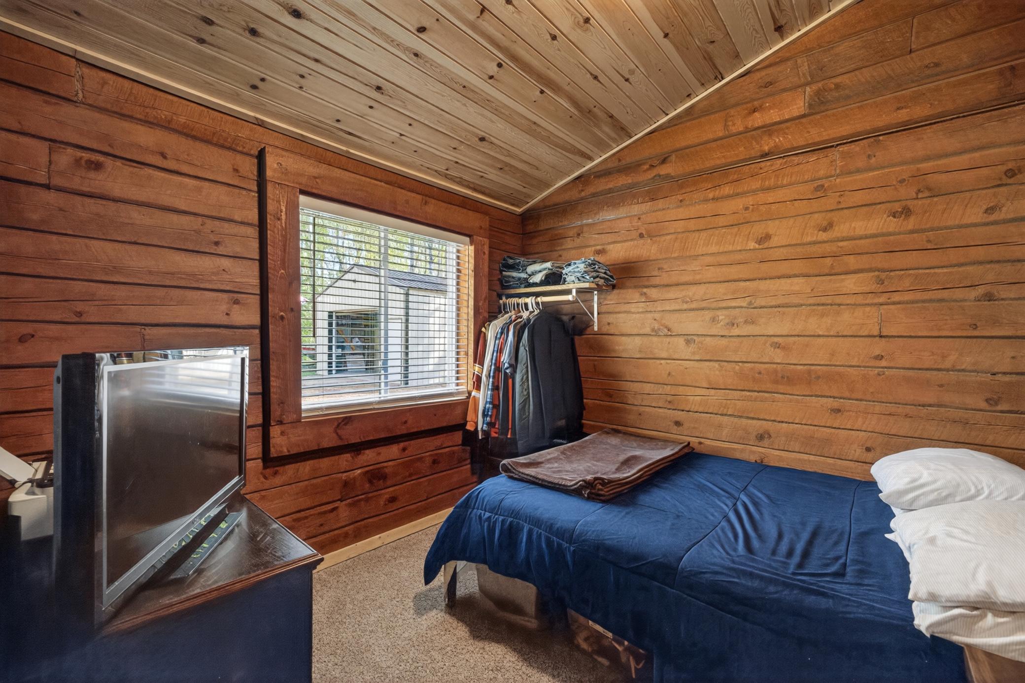 2021 single family home for sale at 29297 Gateway Lane in Akeley, MN — 2 bed, 2 bath (photo 10 of 32)