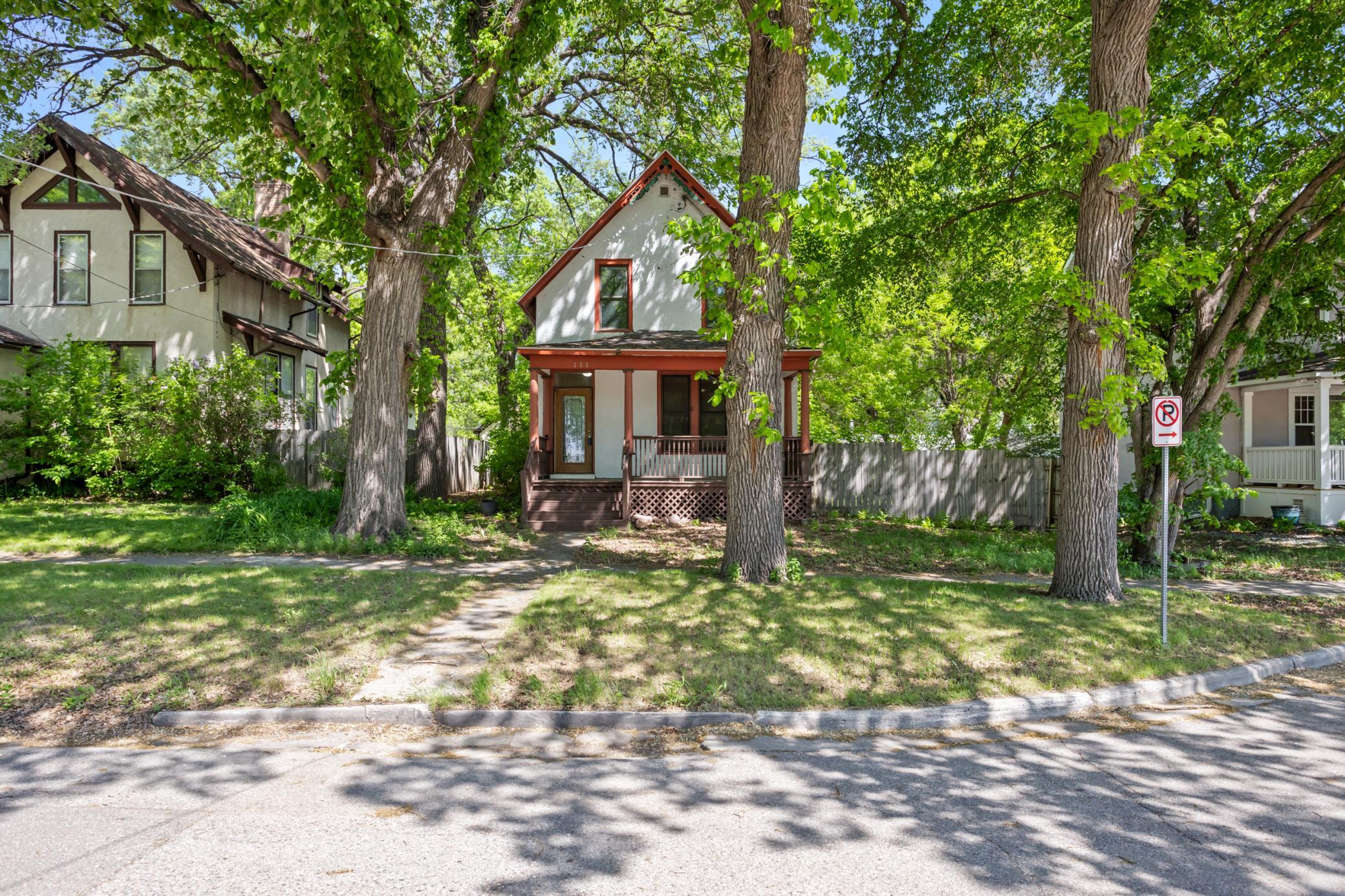 335 9th Avenue S, Fargo ND 58103 - Photo 2 of 49