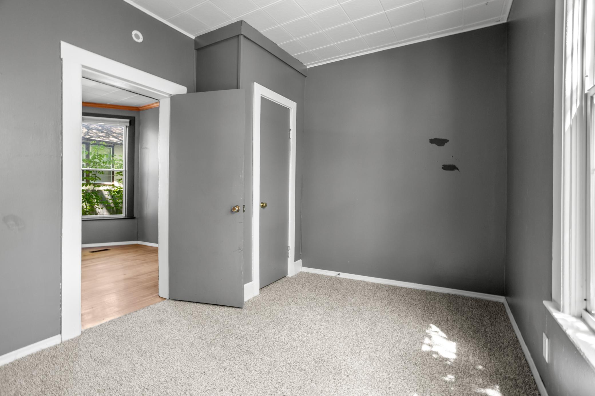 335 9th Avenue S, Fargo ND 58103 - Photo 13 of 49