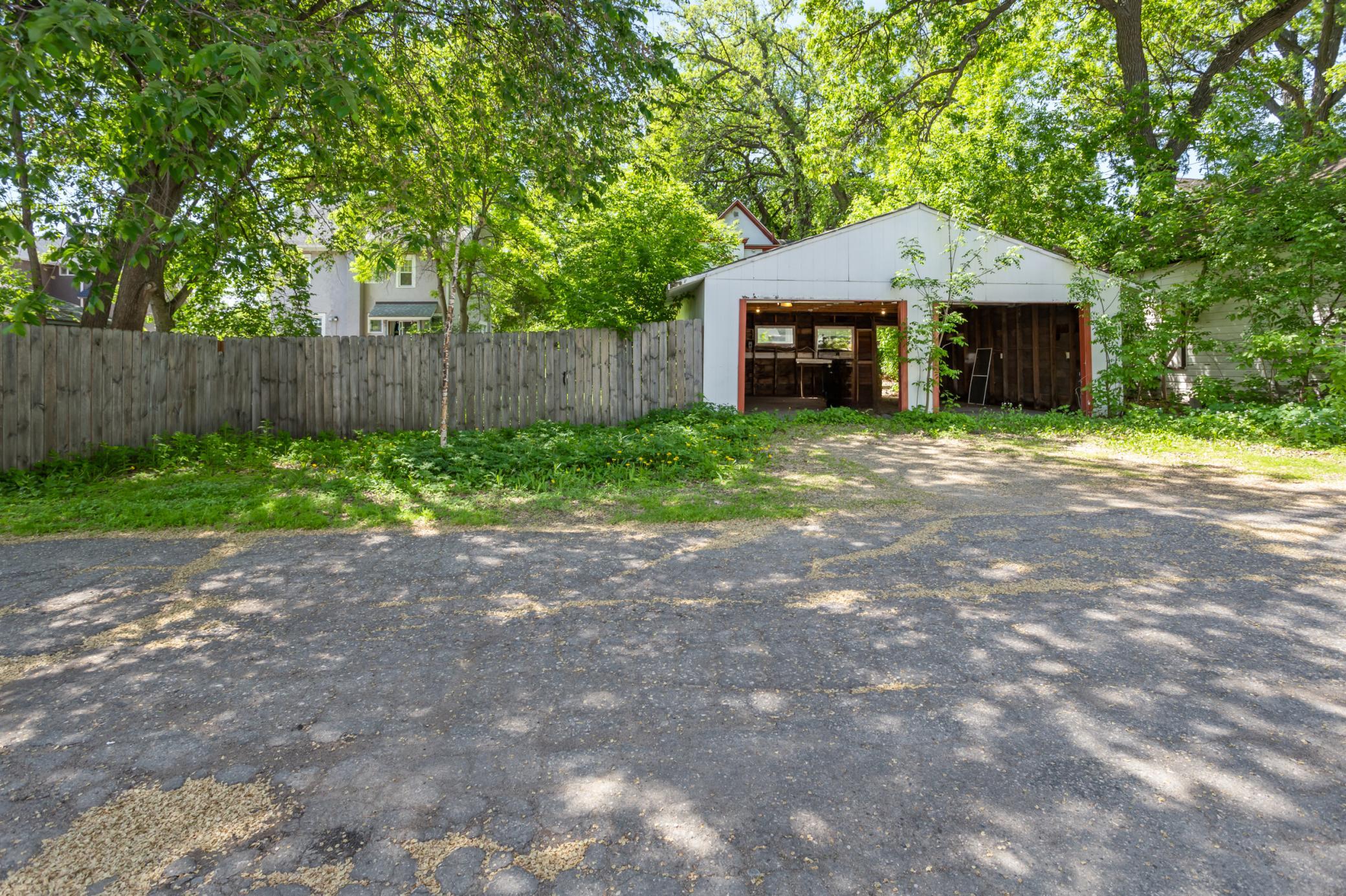335 9th Avenue S, Fargo ND 58103 - Photo 43 of 49