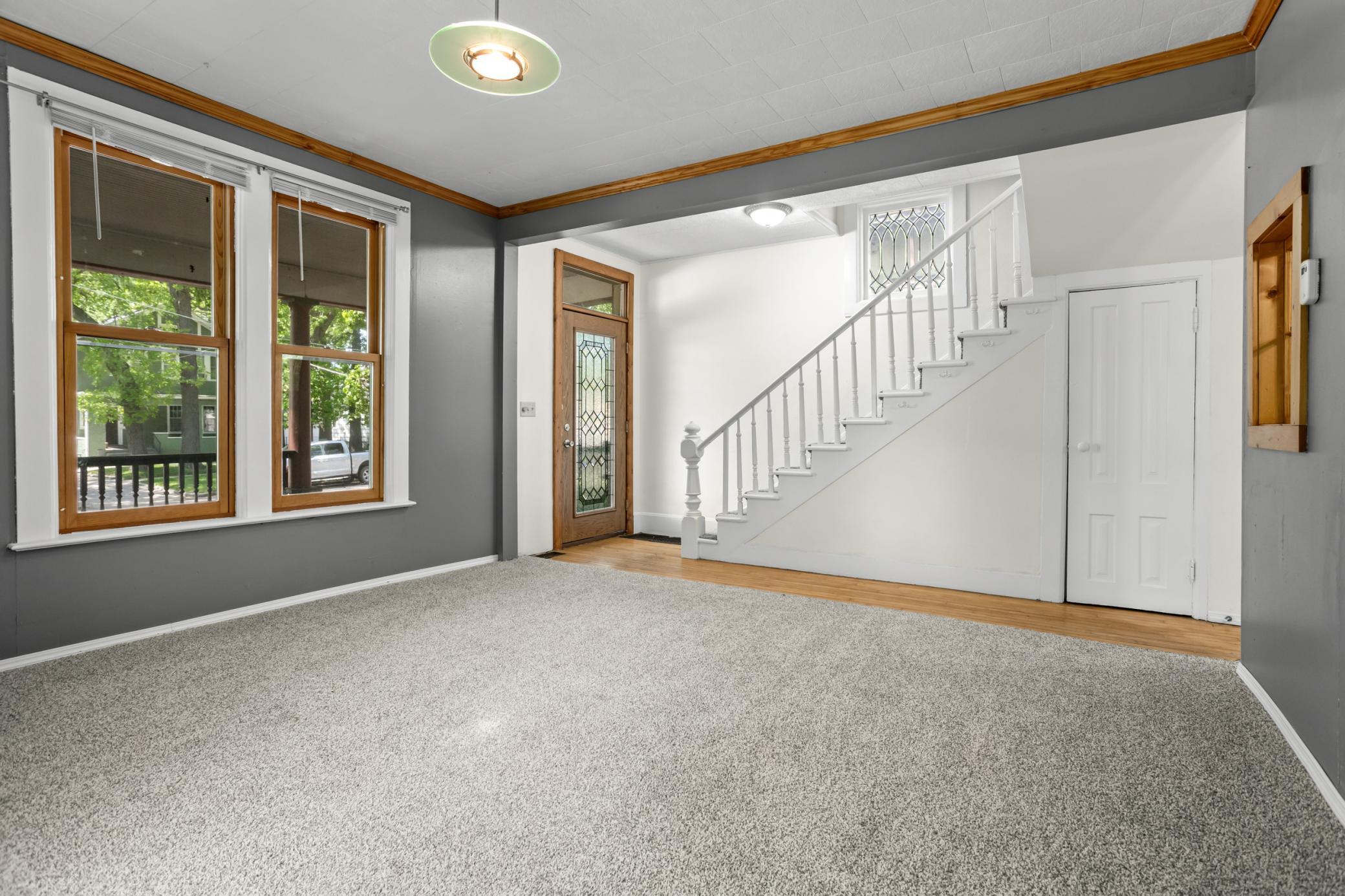 335 9th Avenue S, Fargo ND 58103 - Photo 8 of 49