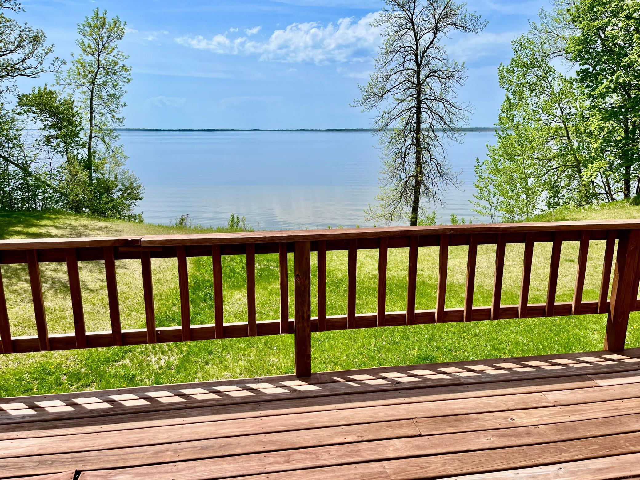 1979 single family home for sale at 49745 County Road 192 in Bowstring Twp, MN — 4 bed, 3 bath (photo 5 of 45)