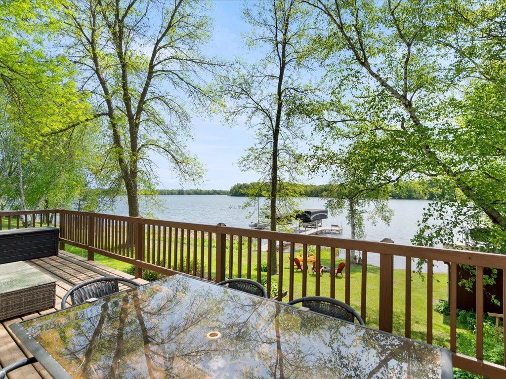 1957 single family home for sale at 29933 391st Place in Aitkin, MN — 1 bed, 2 bath (photo 12 of 24)