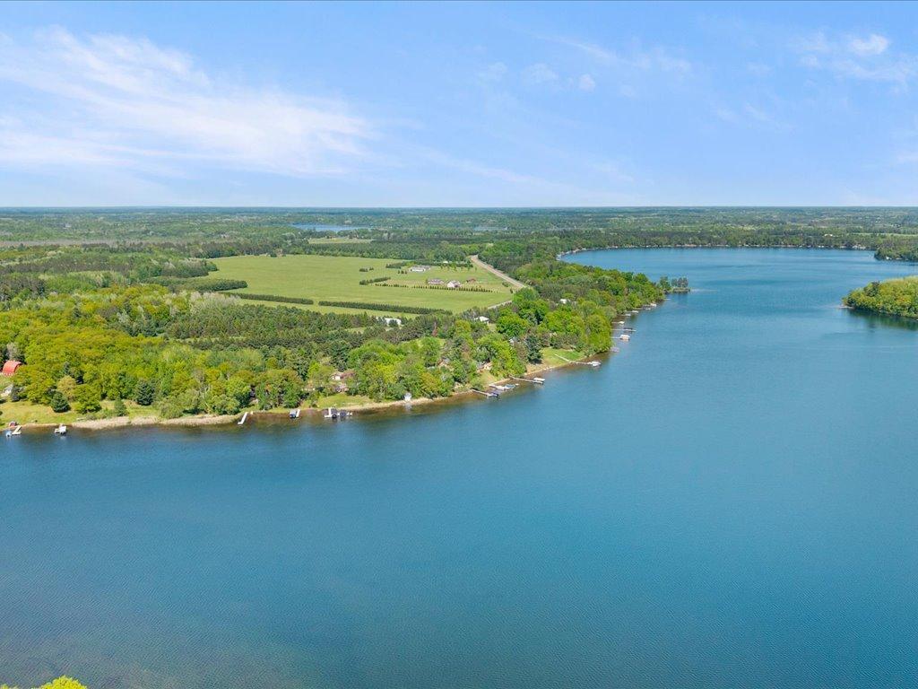 1957 single family home for sale at 29933 391st Place in Aitkin, MN — 1 bed, 2 bath (photo 16 of 24)