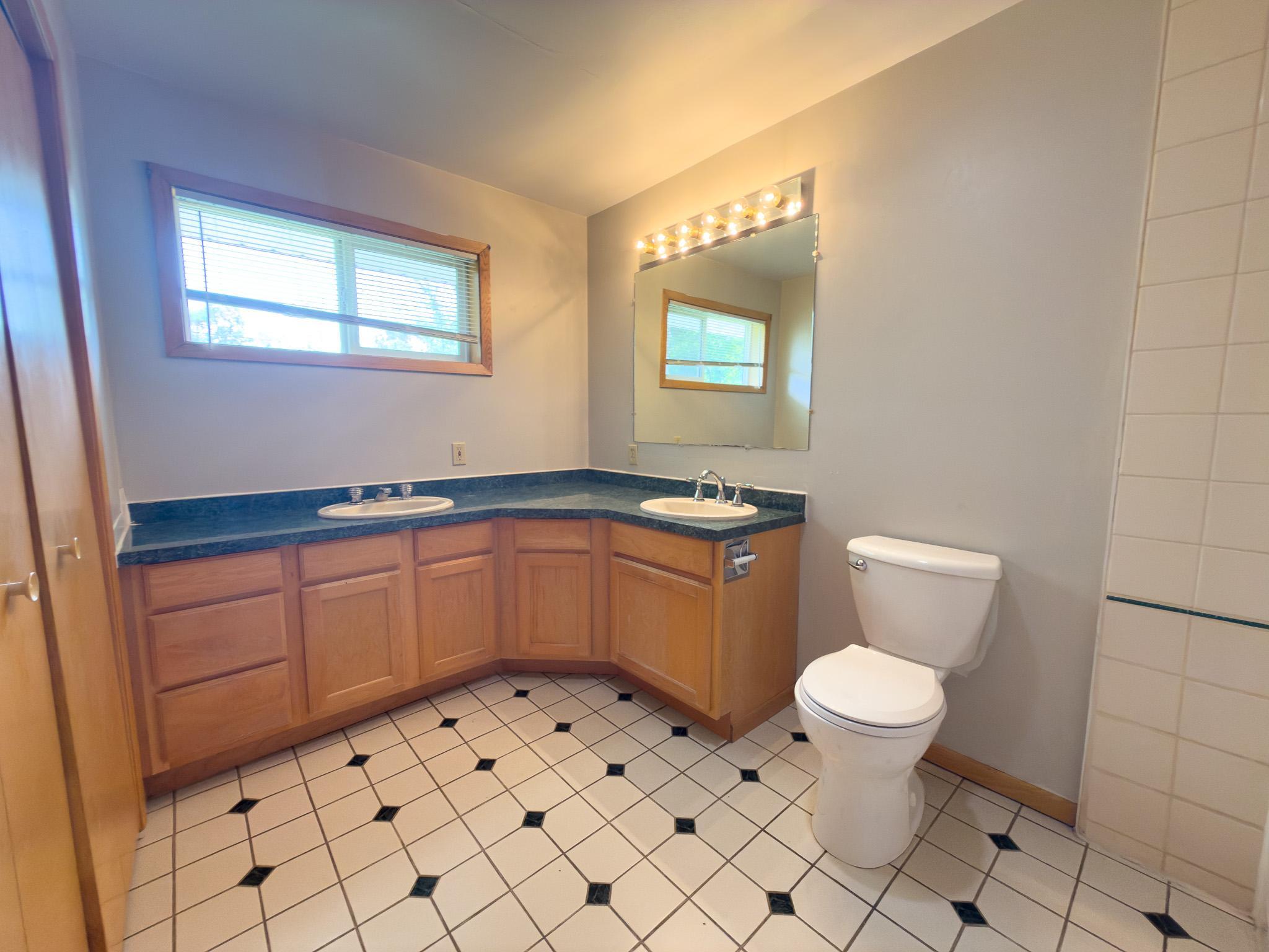 1812 4th Street S, Moorhead MN 56560 - Photo 13 of 28