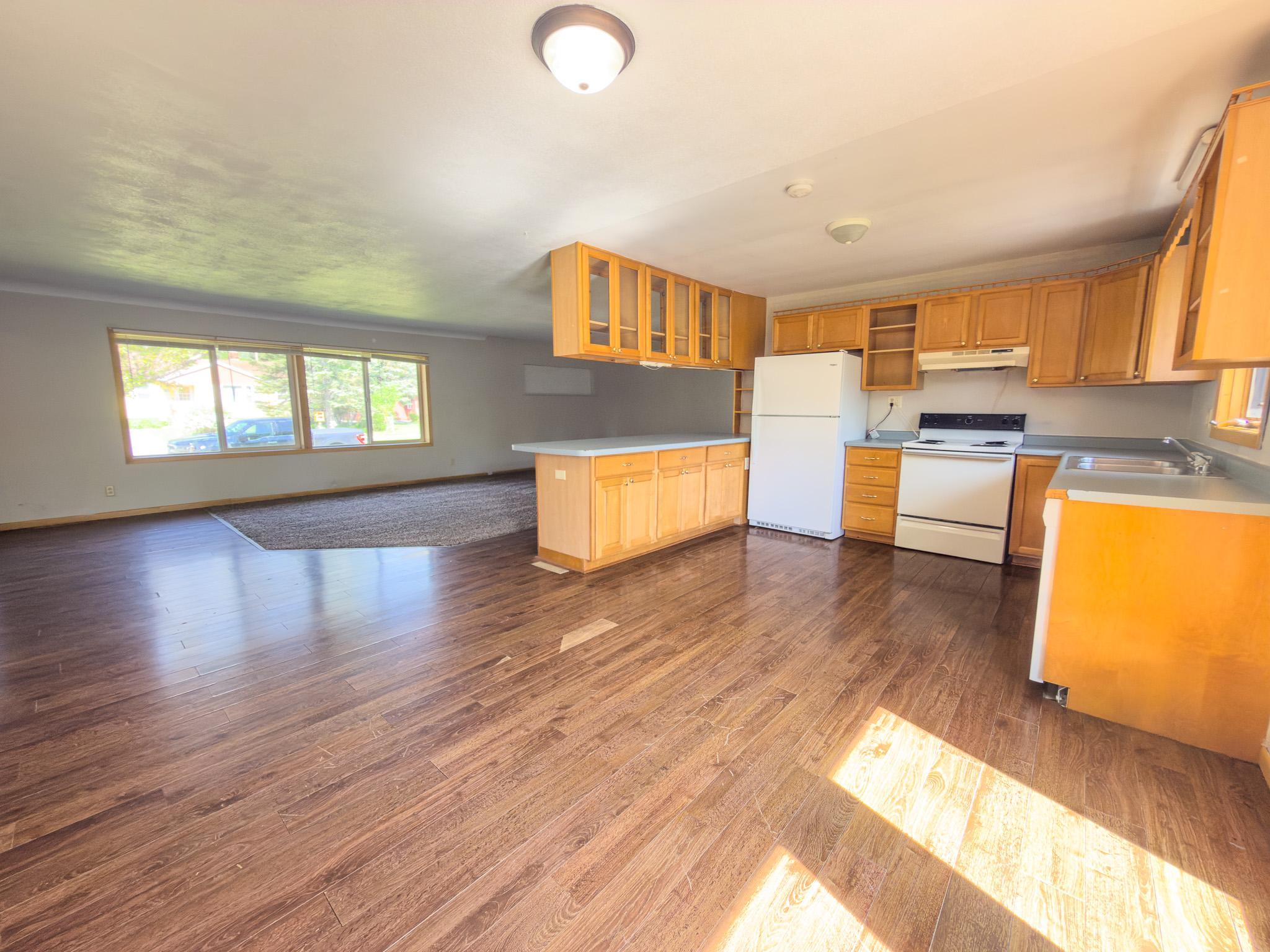 1812 4th Street S, Moorhead MN 56560 - Photo 8 of 28
