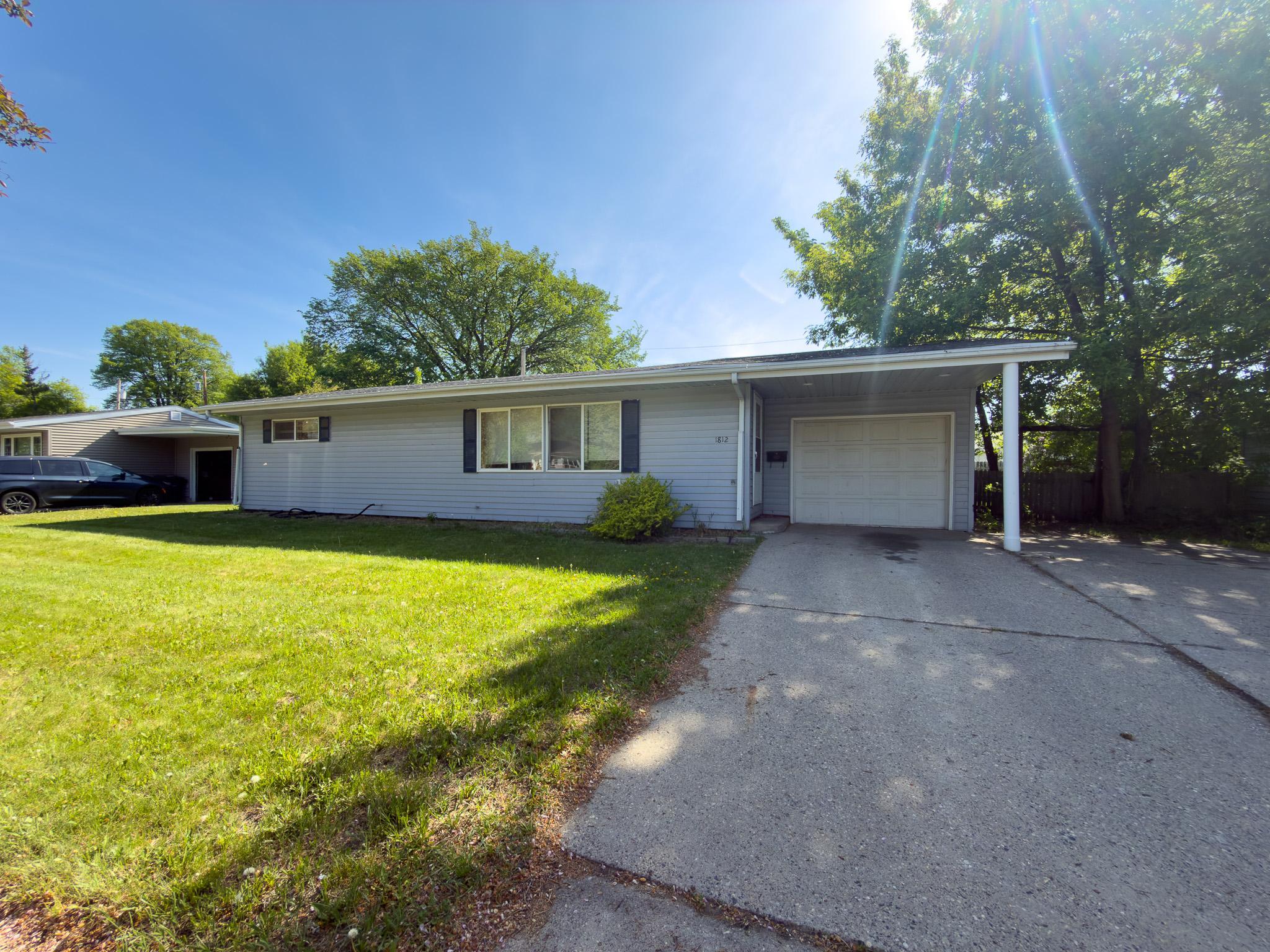 1955 single family home for sale at 1812 4th Street S in Moorhead, MN — 4 bed, 2 bath
