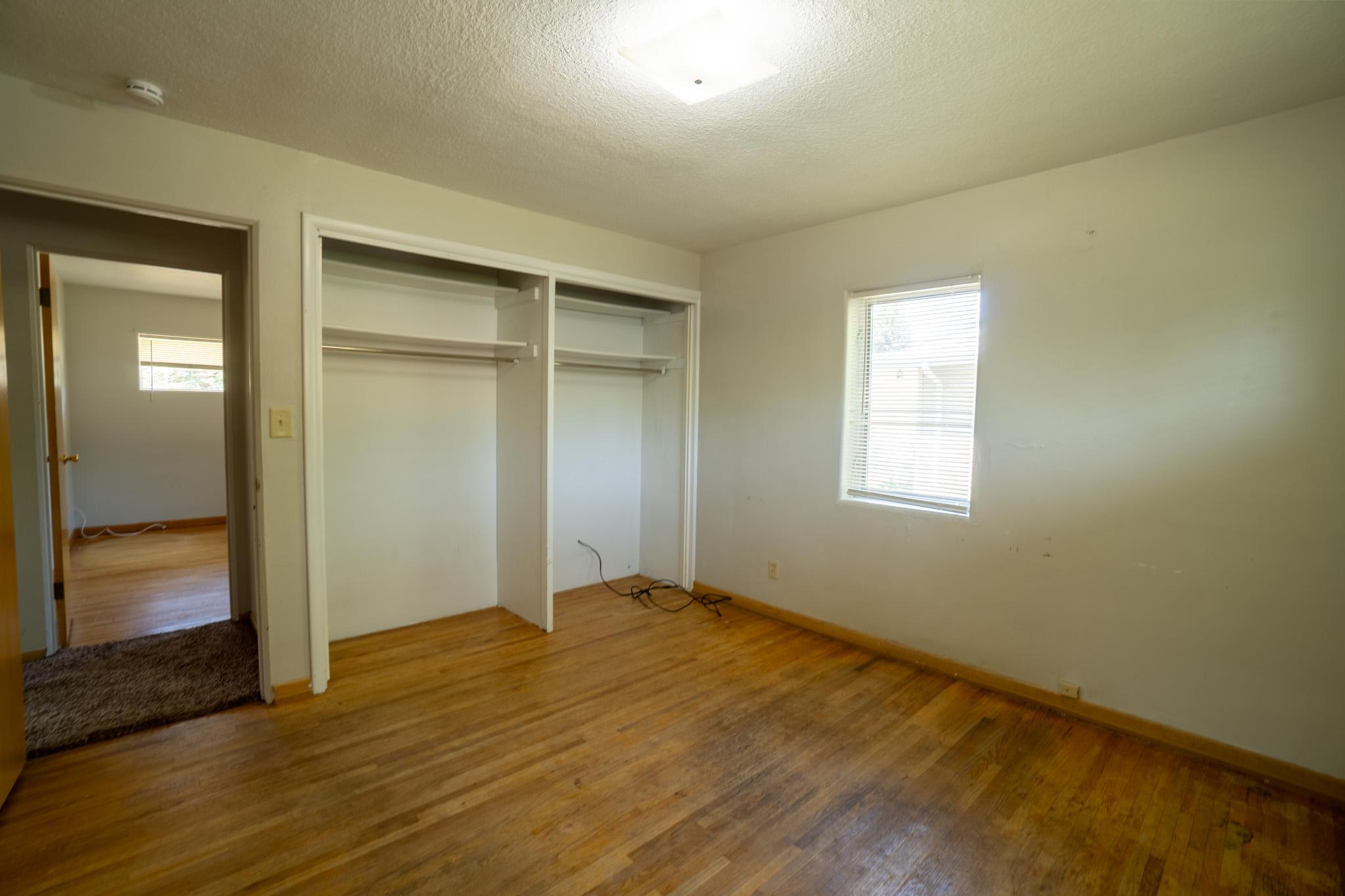 1955 single family home for sale at 1812 4th Street S in Moorhead, MN — 4 bed, 2 bath (photo 13 of 31)