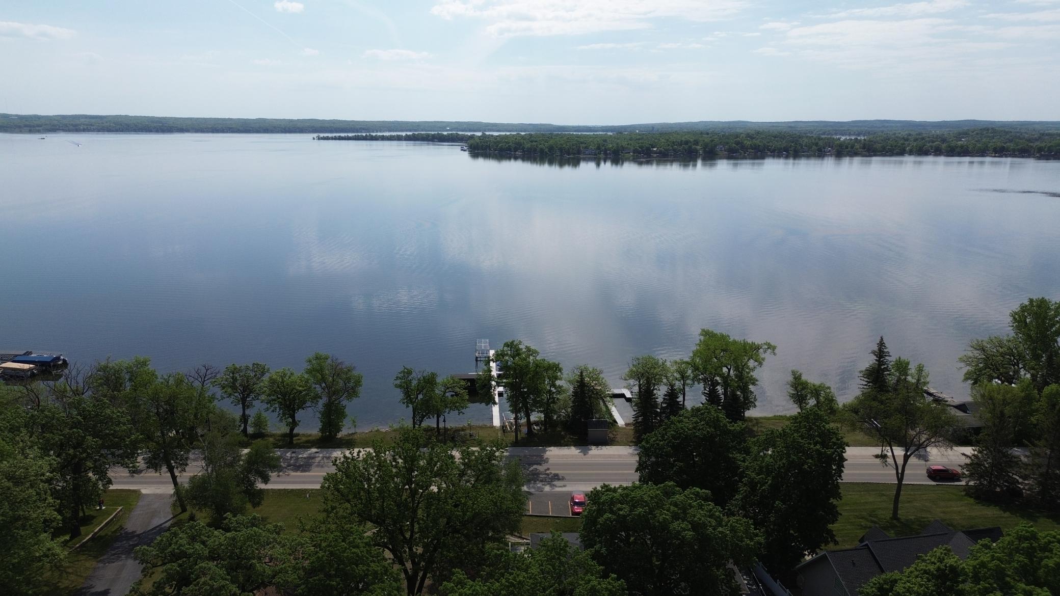 1965 townhouse for sale at 1108 W Lake Drive in Detroit Lakes, MN — 3 bed, 2 bath (photo 16 of 20)