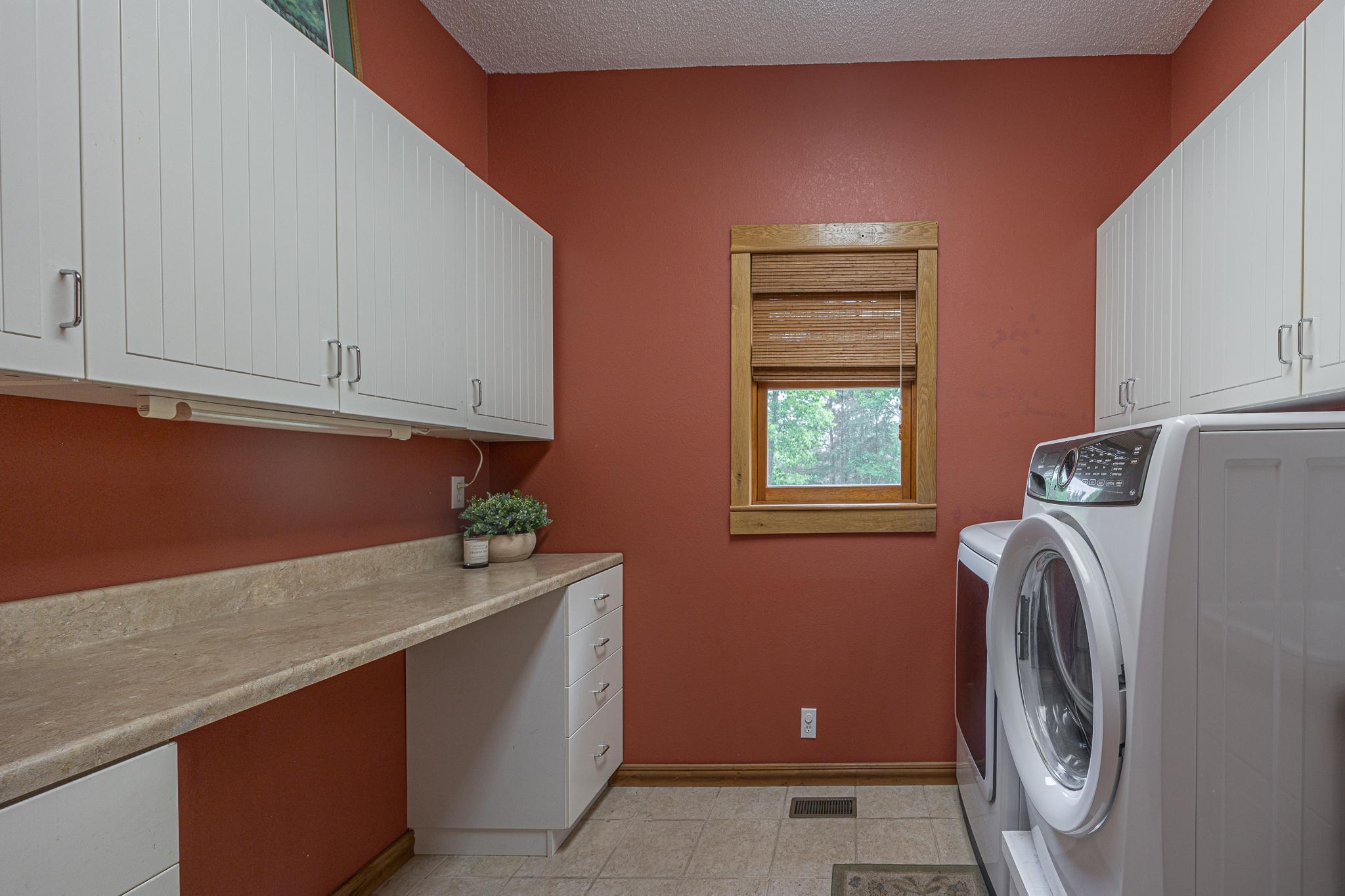 2004 single family home for sale at 3677 County 54 NE in Longville, MN — 3 bed, 4 bath (photo 22 of 66)