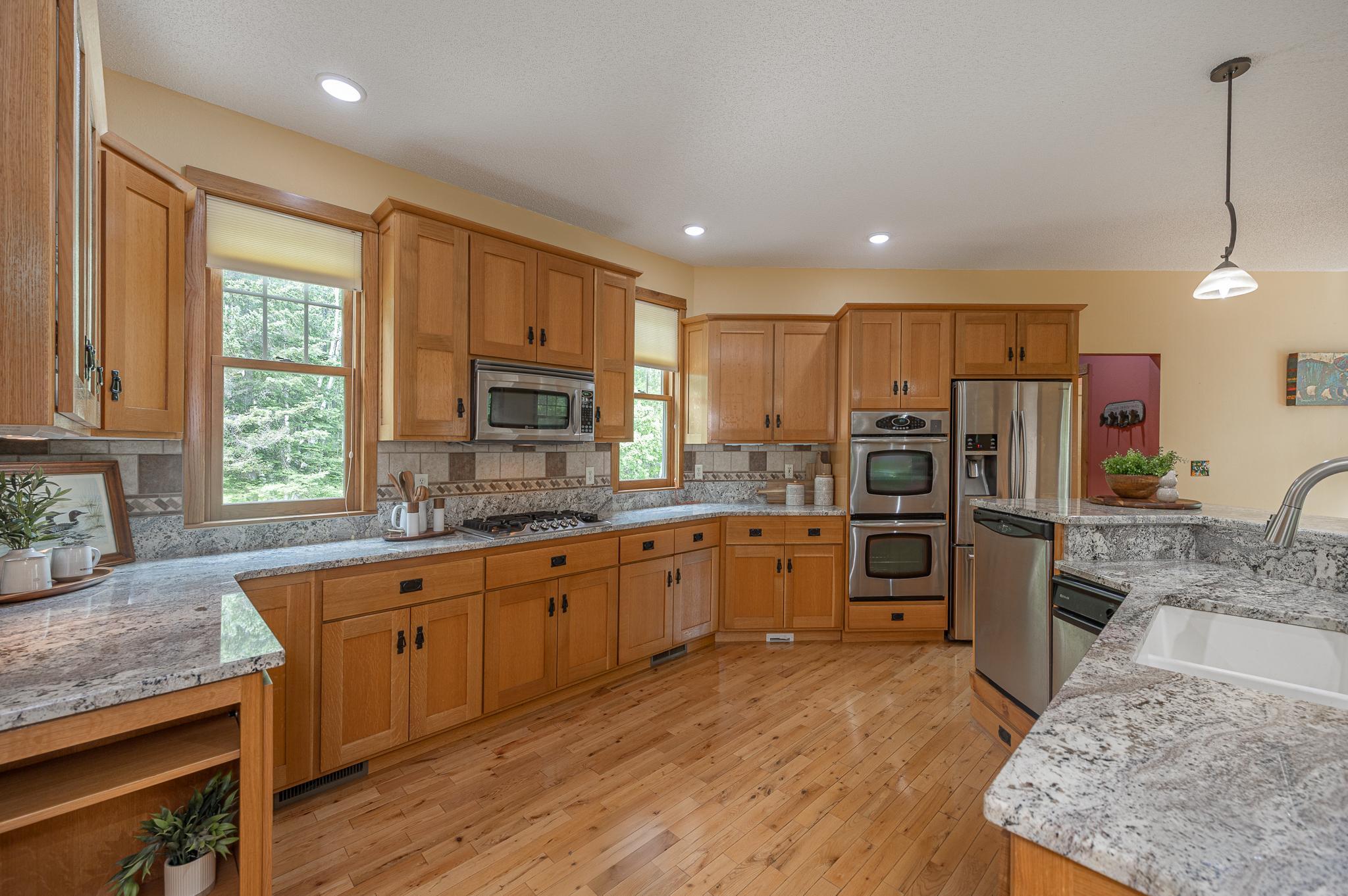 2004 single family home for sale at 3677 County 54 NE in Longville, MN — 3 bed, 4 bath (photo 8 of 66)