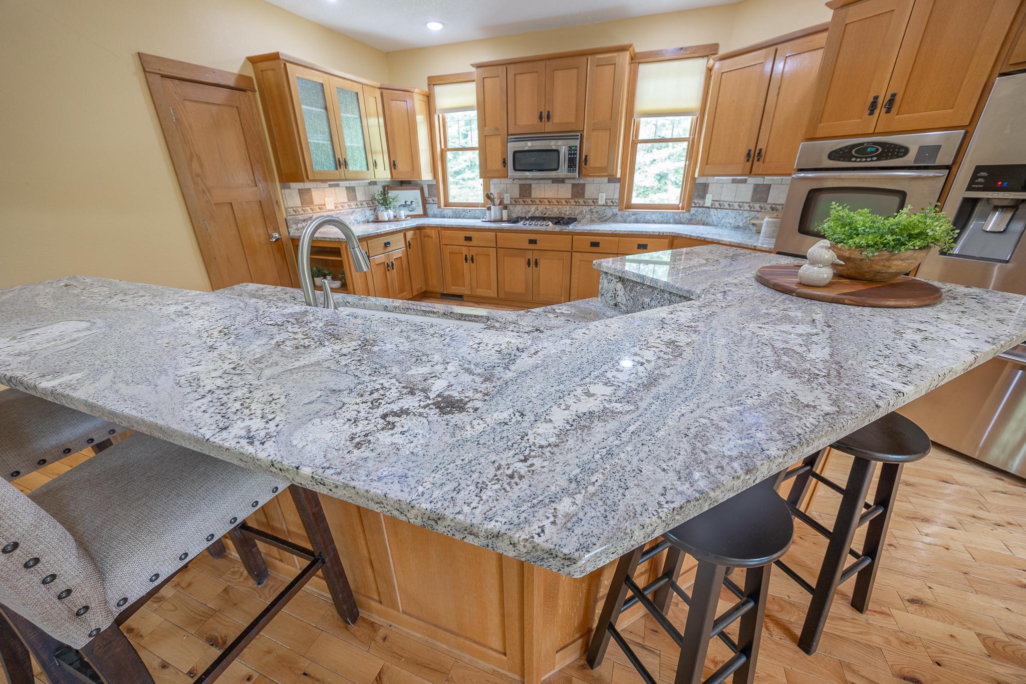 2004 single family home for sale at 3677 County 54 NE in Longville, MN — 3 bed, 4 bath (photo 10 of 66)