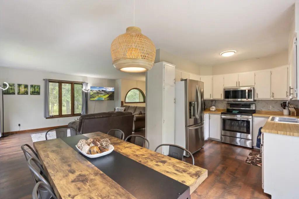 1983 single family home for sale at 12384 Sunset Drive in Crosslake, MN — 3 bed, 2 bath (photo 3 of 9)