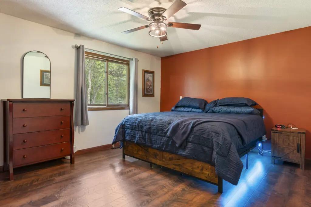1983 single family home for sale at 12384 Sunset Drive in Crosslake, MN — 3 bed, 2 bath (photo 4 of 9)