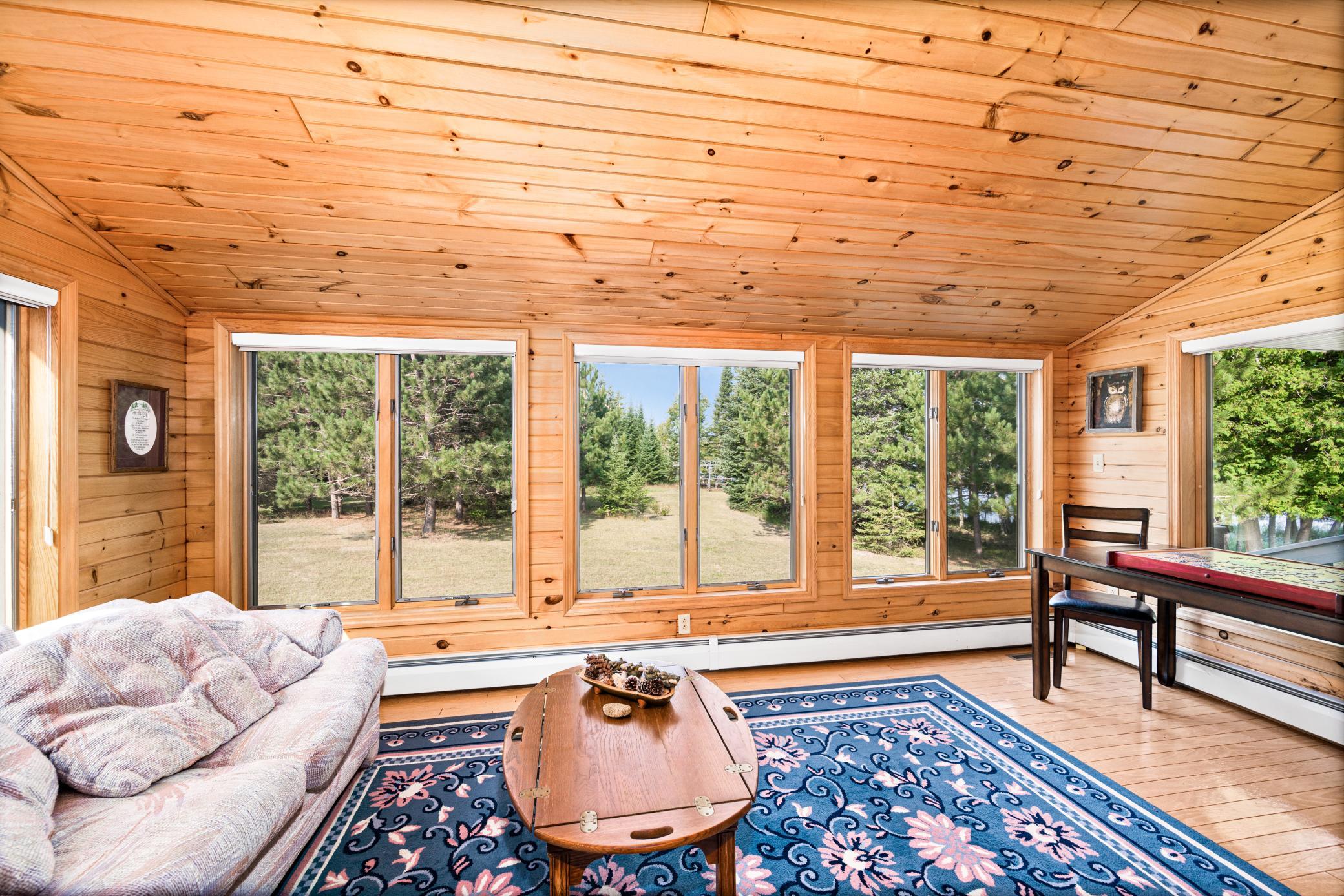 1994 single family home for sale at 51301 Pine Point Road in Bigfork, MN — 3 bed, 3 bath (photo 12 of 63)