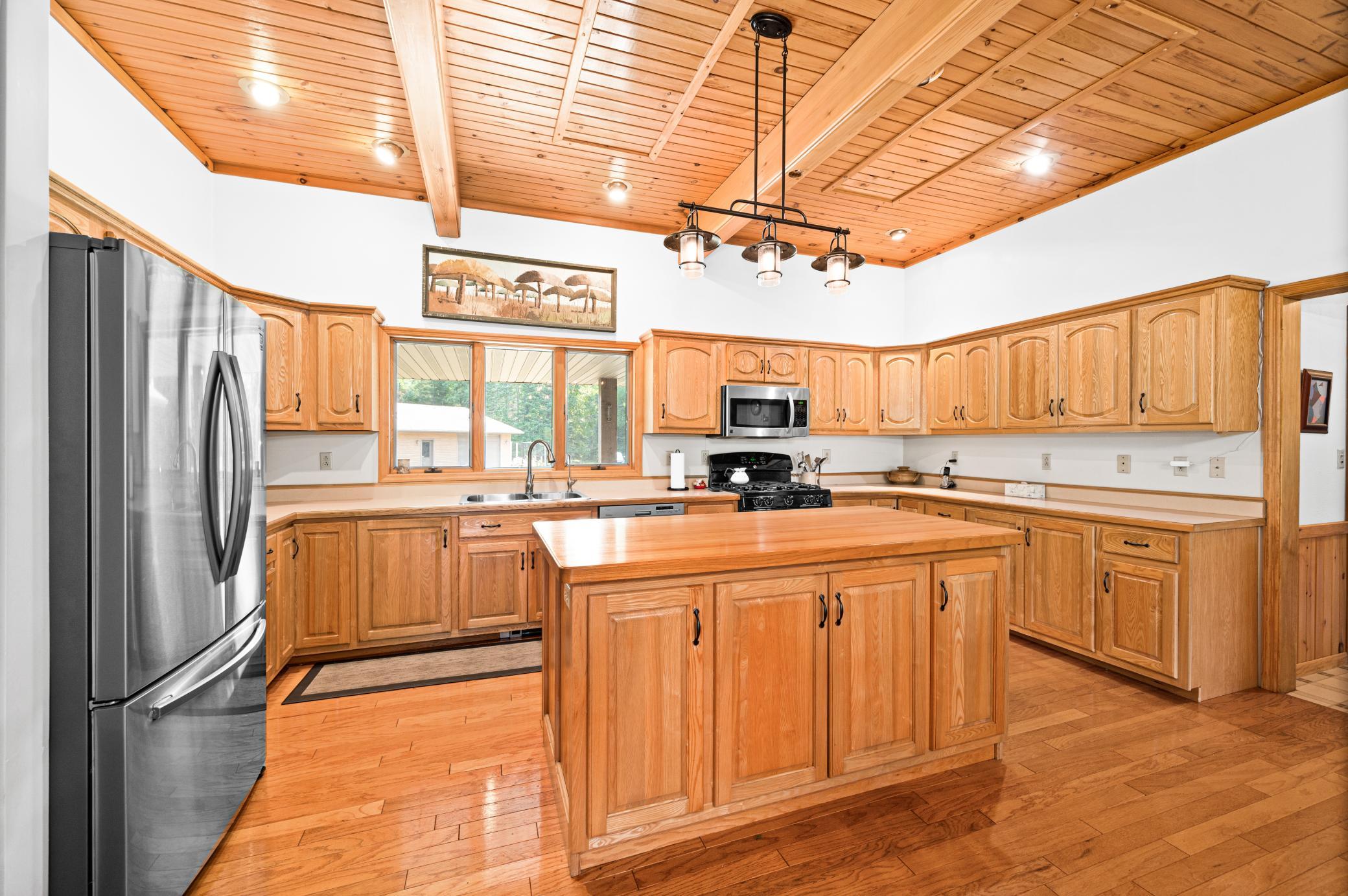 1994 single family home for sale at 51301 Pine Point Road in Bigfork, MN — 3 bed, 3 bath (photo 20 of 63)